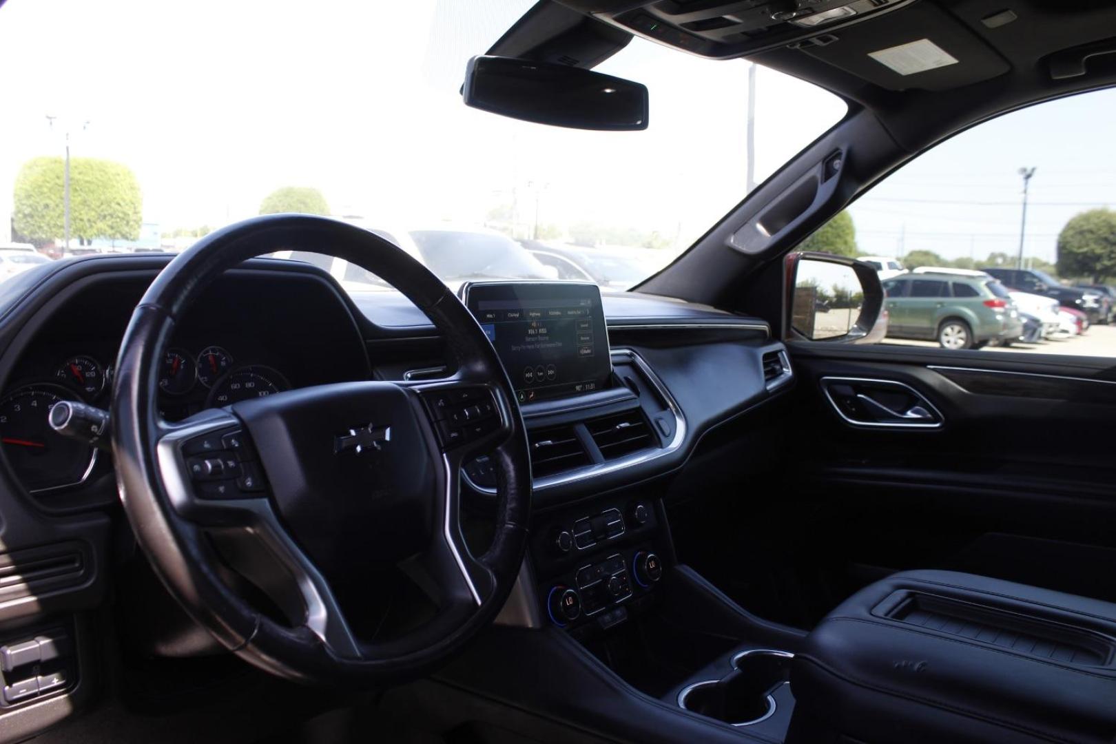 2021 Red Chevrolet Suburban 4WD Z71 (1GNSKDKD5MR) with an EcoTec3 5.3L V-8 gasoline direct injection engine, located at 2401 E Main St., Grand Prairie, TX, 75050, (972) 262-4440, 32.748981, -96.969643 - Photo#10