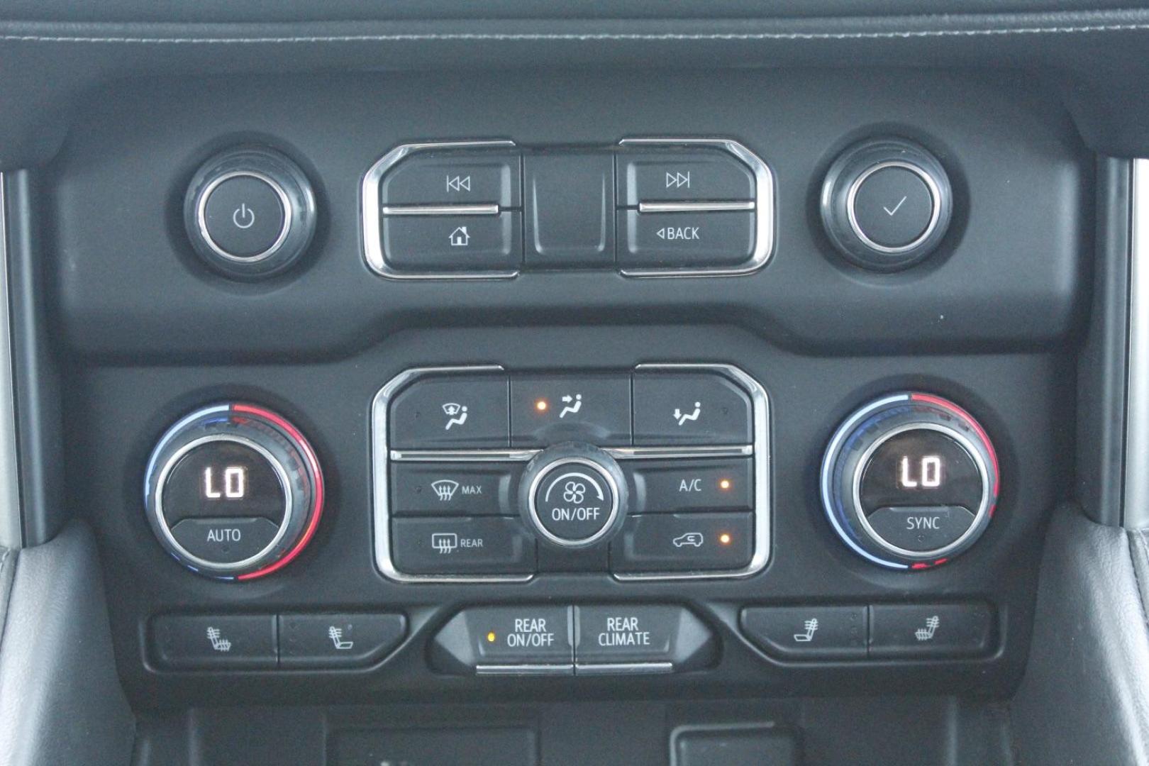 2021 Red Chevrolet Suburban 4WD Z71 (1GNSKDKD5MR) with an EcoTec3 5.3L V-8 gasoline direct injection engine, located at 2401 E Main St., Grand Prairie, TX, 75050, (972) 262-4440, 32.748981, -96.969643 - Photo#19
