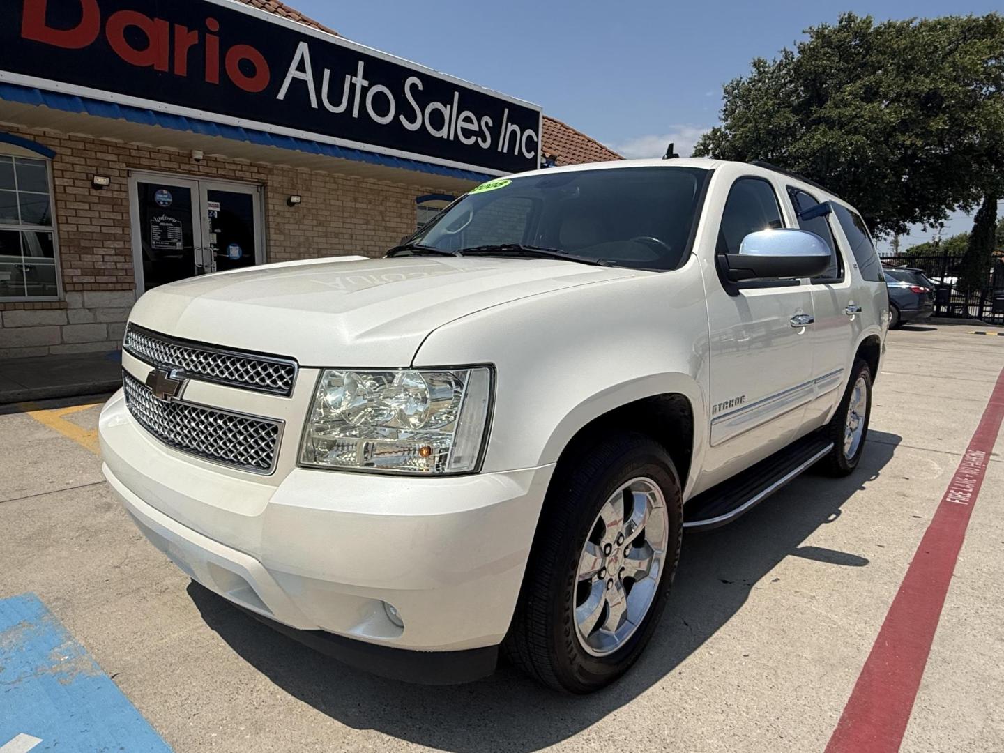 2008 White Chevrolet Tahoe (1GNFC13028R) , located at 2401 E Main St., Grand Prairie, TX, 75050, (972) 262-4440, 32.748981, -96.969643 - Photo#0