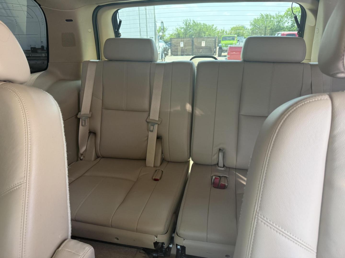 2008 White Chevrolet Tahoe (1GNFC13028R) , located at 2401 E Main St., Grand Prairie, TX, 75050, (972) 262-4440, 32.748981, -96.969643 - Photo#10