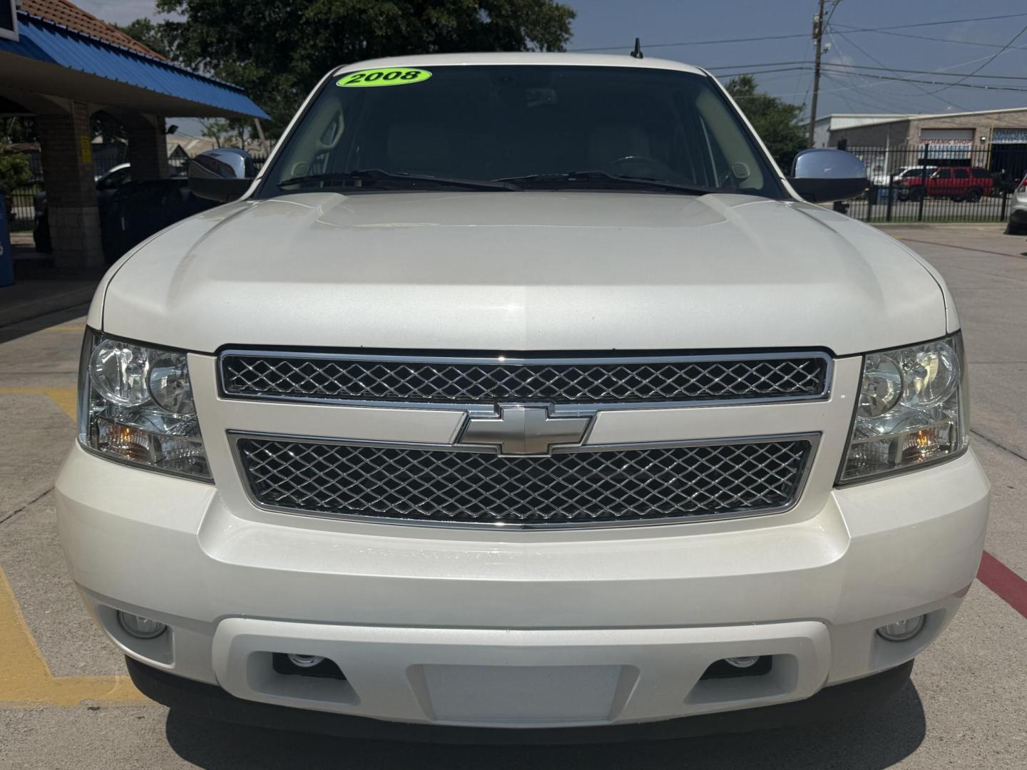 2008 White Chevrolet Tahoe (1GNFC13028R) , located at 2401 E Main St., Grand Prairie, TX, 75050, (972) 262-4440, 32.748981, -96.969643 - Photo#26