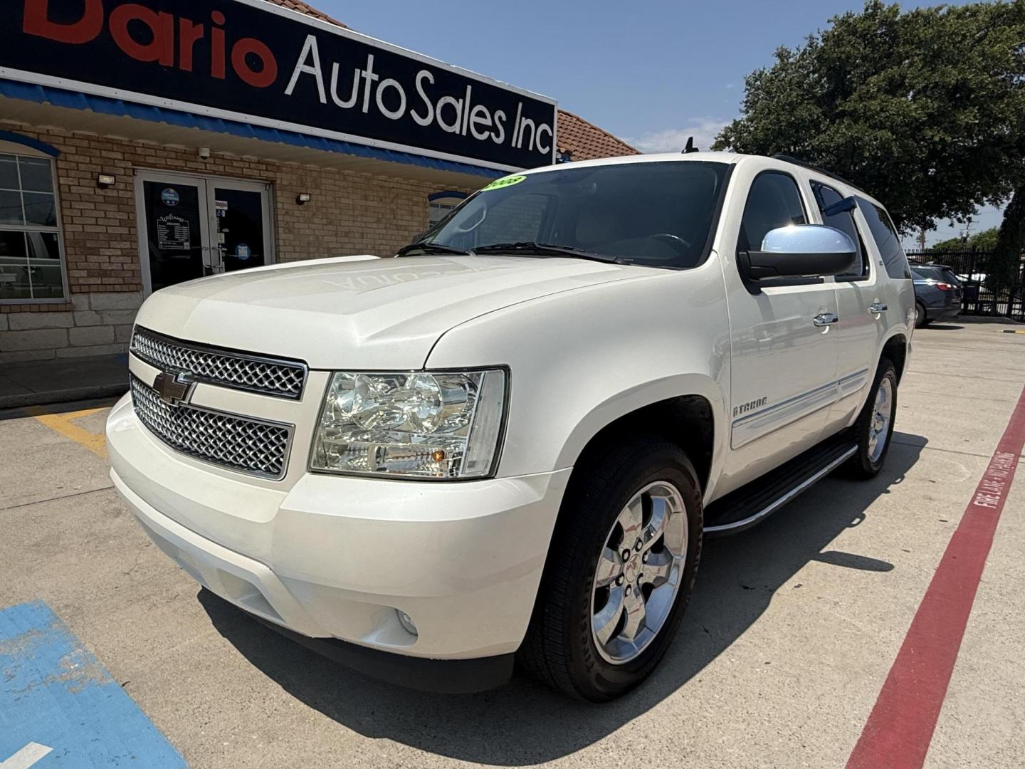 2008 White Chevrolet Tahoe (1GNFC13028R) , located at 2401 E Main St., Grand Prairie, TX, 75050, (972) 262-4440, 32.748981, -96.969643 - Photo#30