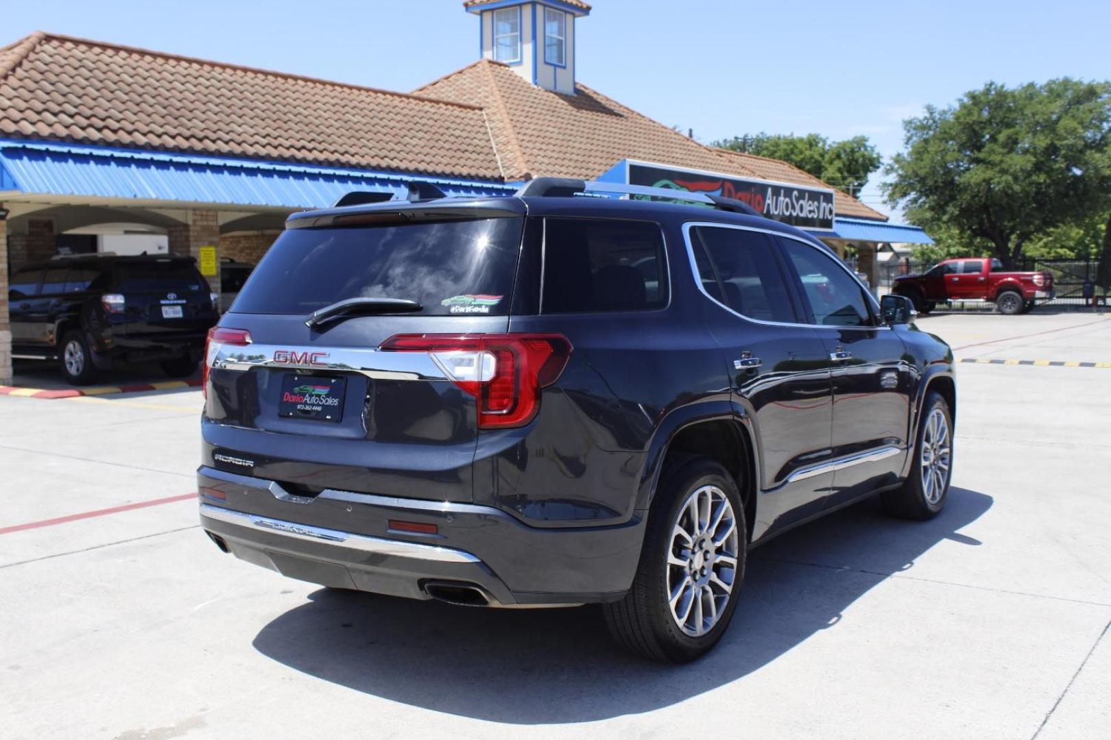 2022 Green GMC Acadia FWD Denali (1GKKNPLS2NZ) , located at 2401 E Main St., Grand Prairie, TX, 75050, (972) 262-4440, 32.748981, -96.969643 - Photo#7