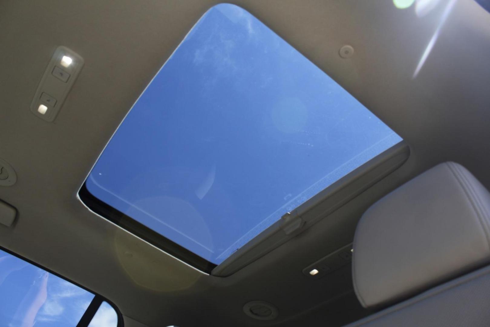 2022 Green GMC Acadia FWD Denali (1GKKNPLS2NZ) , located at 2401 E Main St., Grand Prairie, TX, 75050, (972) 262-4440, 32.748981, -96.969643 - Photo#13