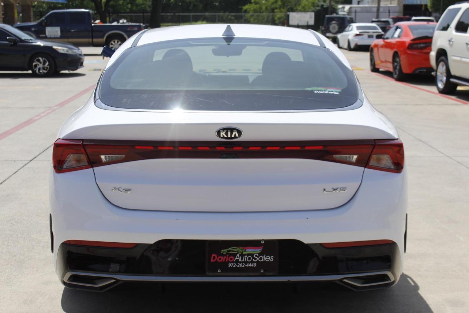 2021 White Kia K5 LXS (5XXG14J23MG) with an Gamma-II 1.6L I-4 gasoline direct injection engine, located at 2401 E Main St., Grand Prairie, TX, 75050, (972) 262-4440, 32.748981, -96.969643 - Photo#6
