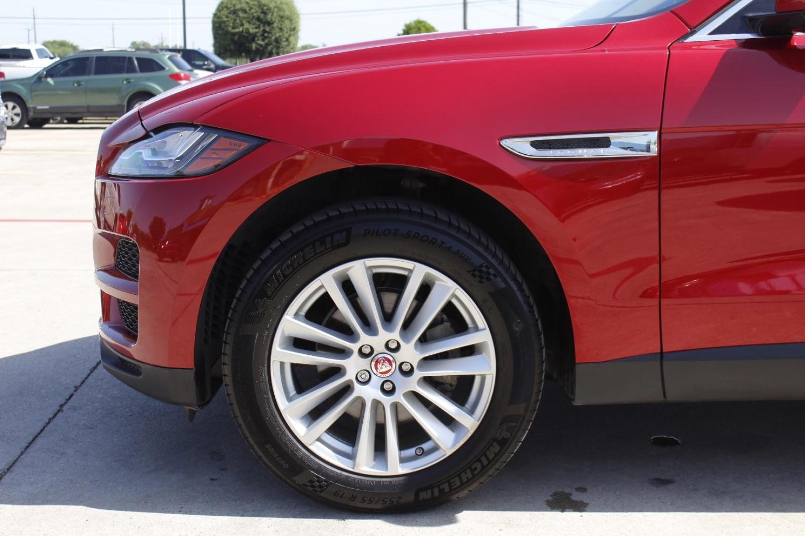 2018 Red Jaguar F-PACE 25t Prestige (SADCK2FX3JA) with an Ingenium 2L I-4 gasoline direct injection engine, located at 2401 E Main St., Grand Prairie, TX, 75050, (972) 262-4440, 32.748981, -96.969643 - Photo#3