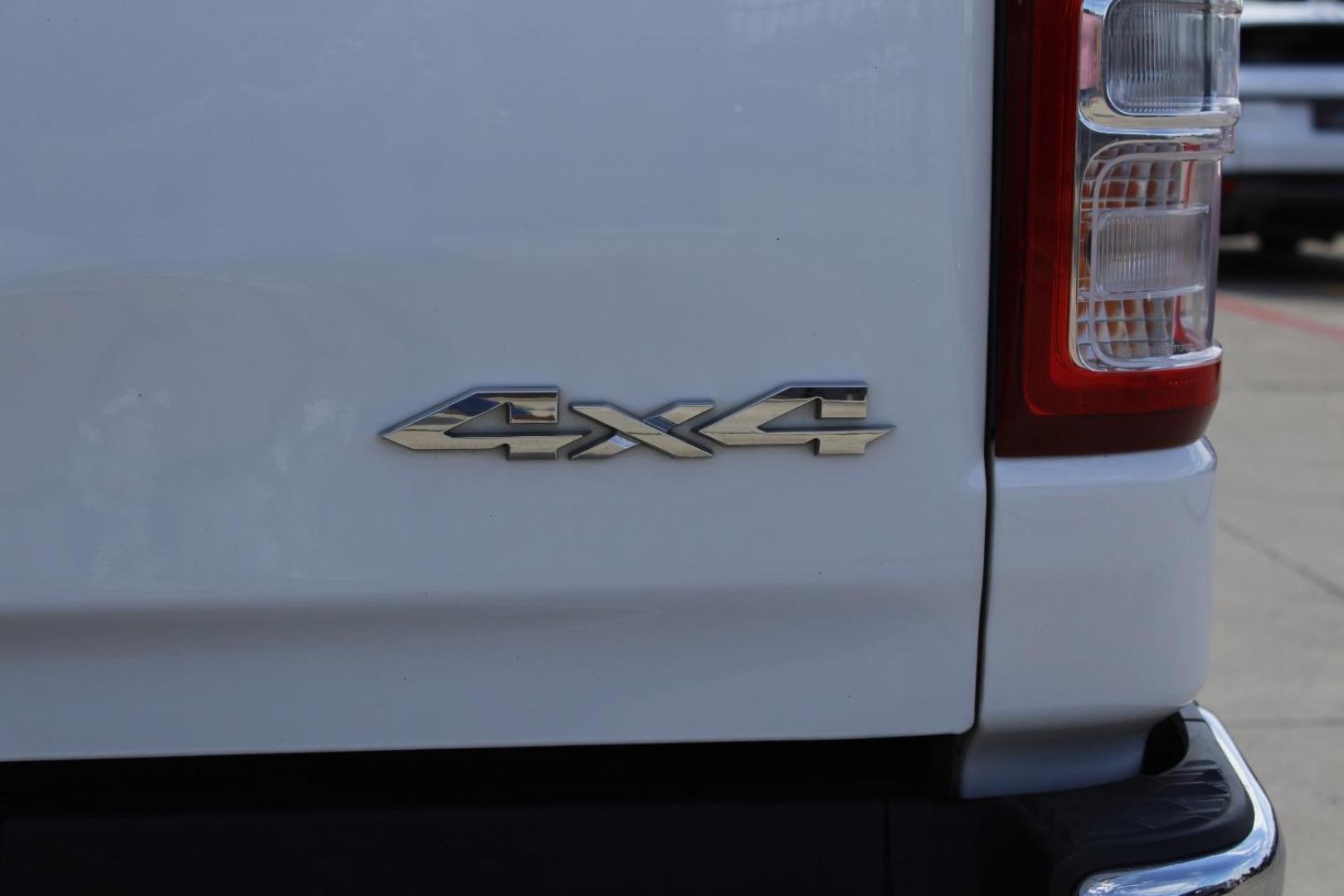 2019 White Ram 1500 Big Horn/Lone Star Crew Cab 4x4 5'7 Box (1C6SRFFT2KN) , located at 2401 E Main St., Grand Prairie, TX, 75050, (972) 262-4440, 32.748981, -96.969643 - Photo#8