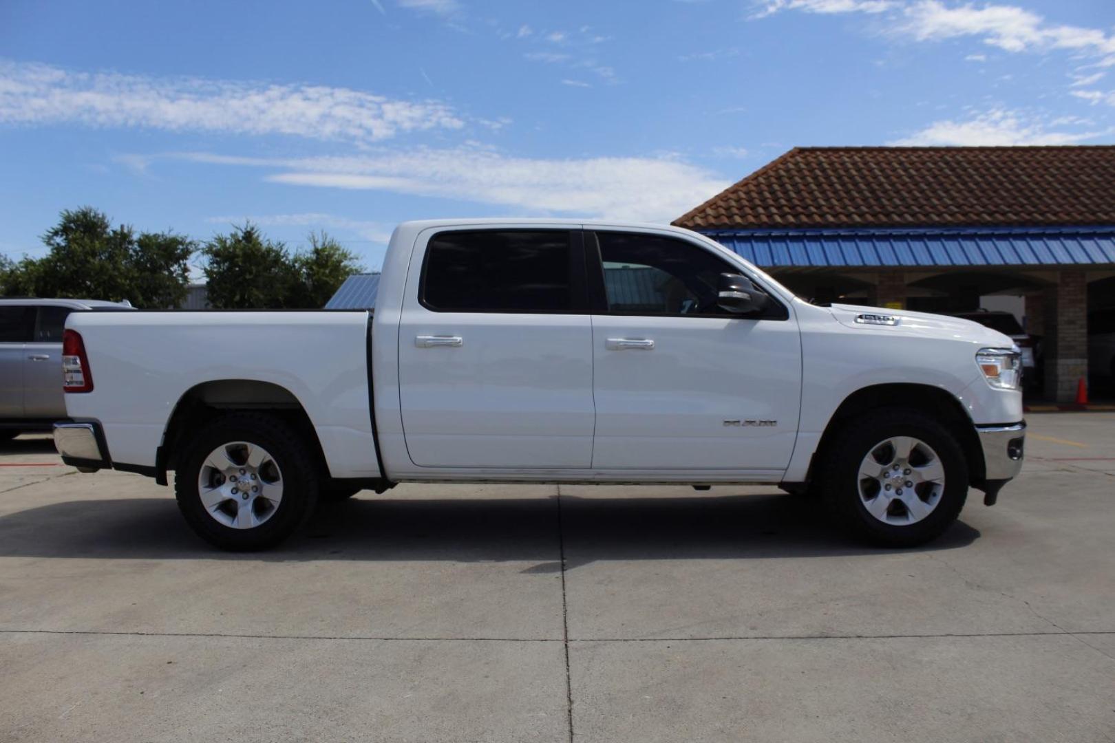 2019 White Ram 1500 Big Horn/Lone Star Crew Cab 4x4 5'7 Box (1C6SRFFT2KN) , located at 2401 E Main St., Grand Prairie, TX, 75050, (972) 262-4440, 32.748981, -96.969643 - Photo#9