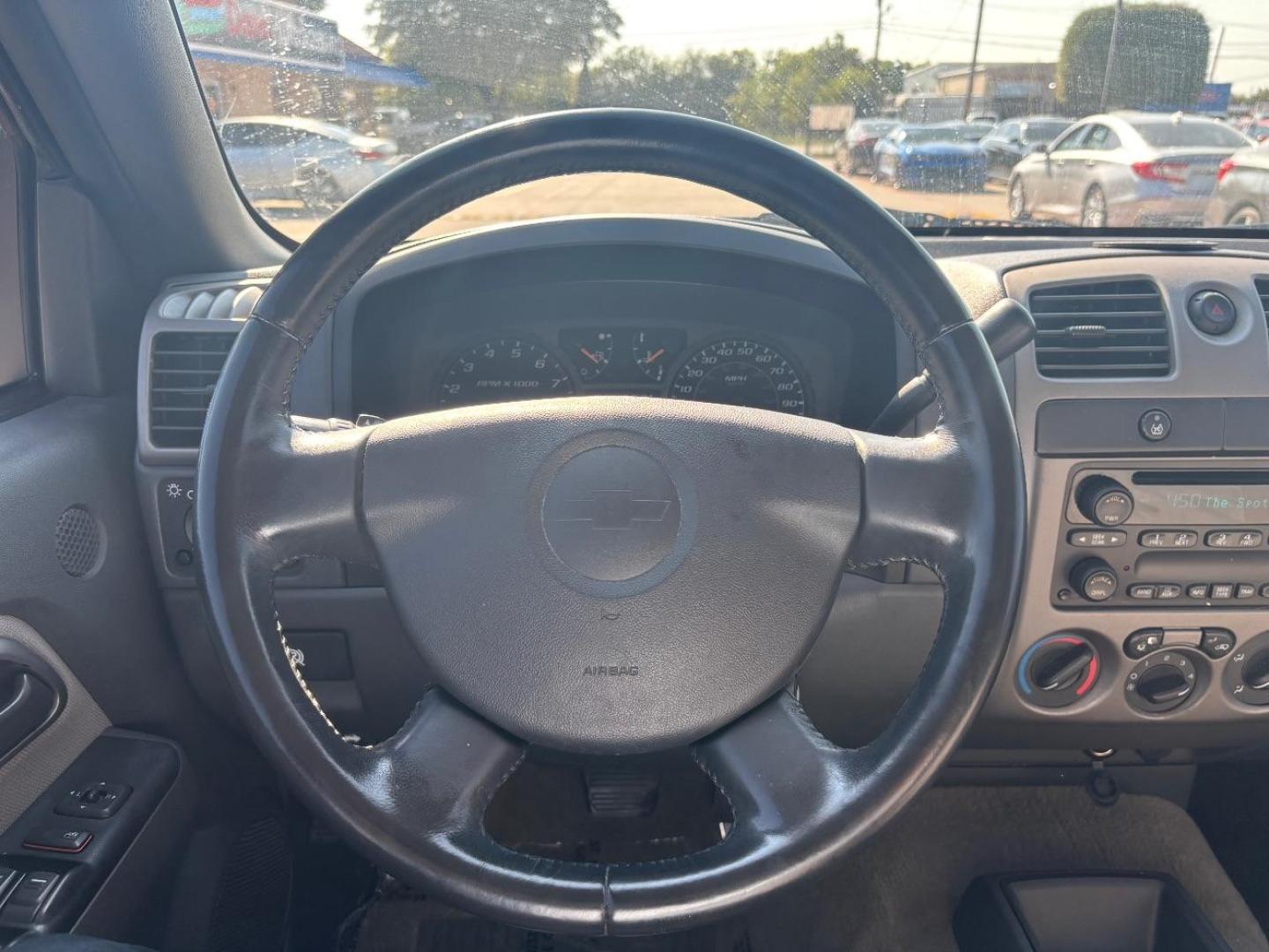 2004 White Chevrolet Colorado LS (1GCDS136348) with an Vortec 3.5L I-5 DOHC engine, located at 2401 E Main St., Grand Prairie, TX, 75050, (972) 262-4440, 32.748981, -96.969643 - Photo#9