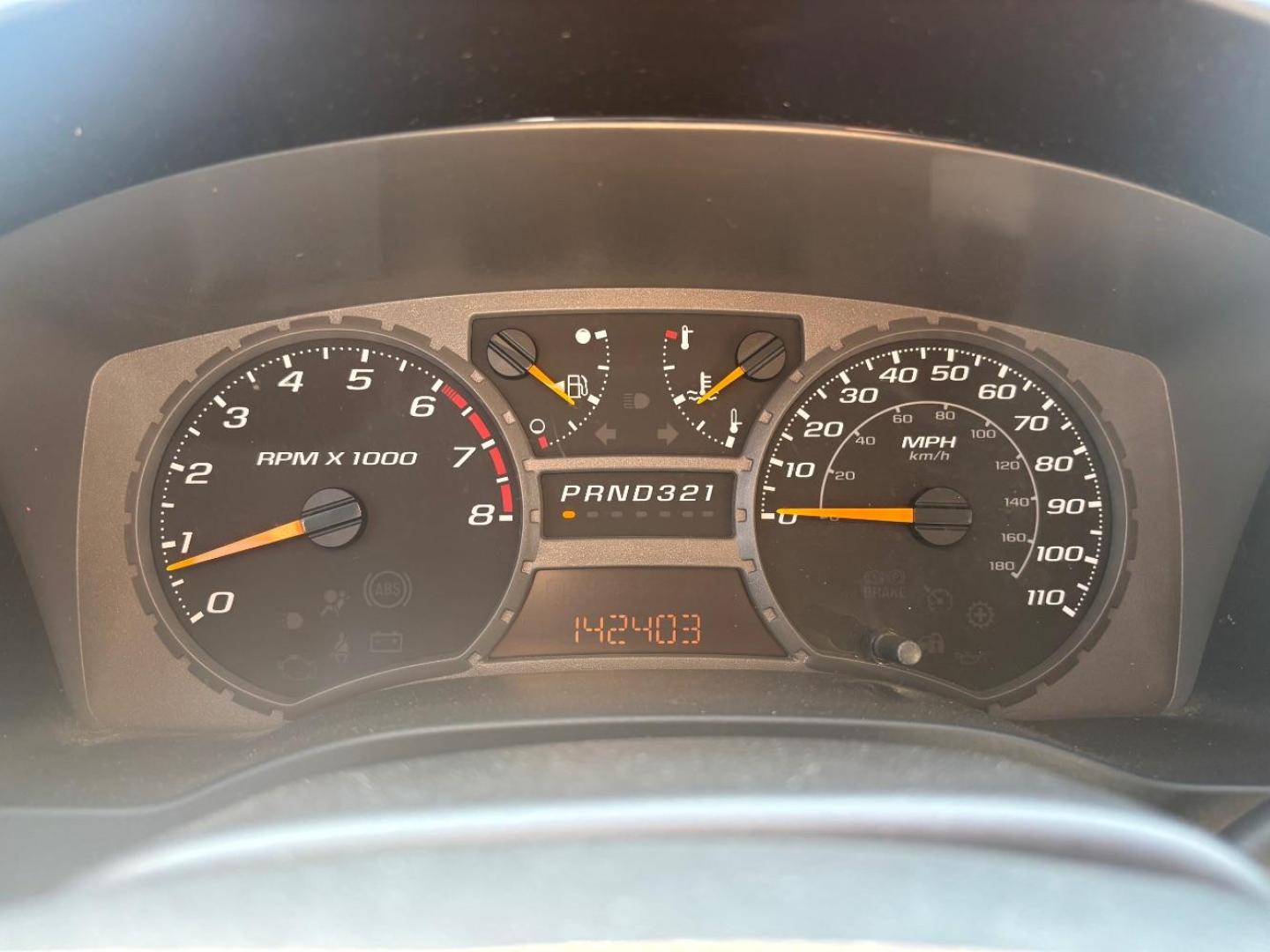 2004 White Chevrolet Colorado LS (1GCDS136348) with an Vortec 3.5L I-5 DOHC engine, located at 2401 E Main St., Grand Prairie, TX, 75050, (972) 262-4440, 32.748981, -96.969643 - Photo#10