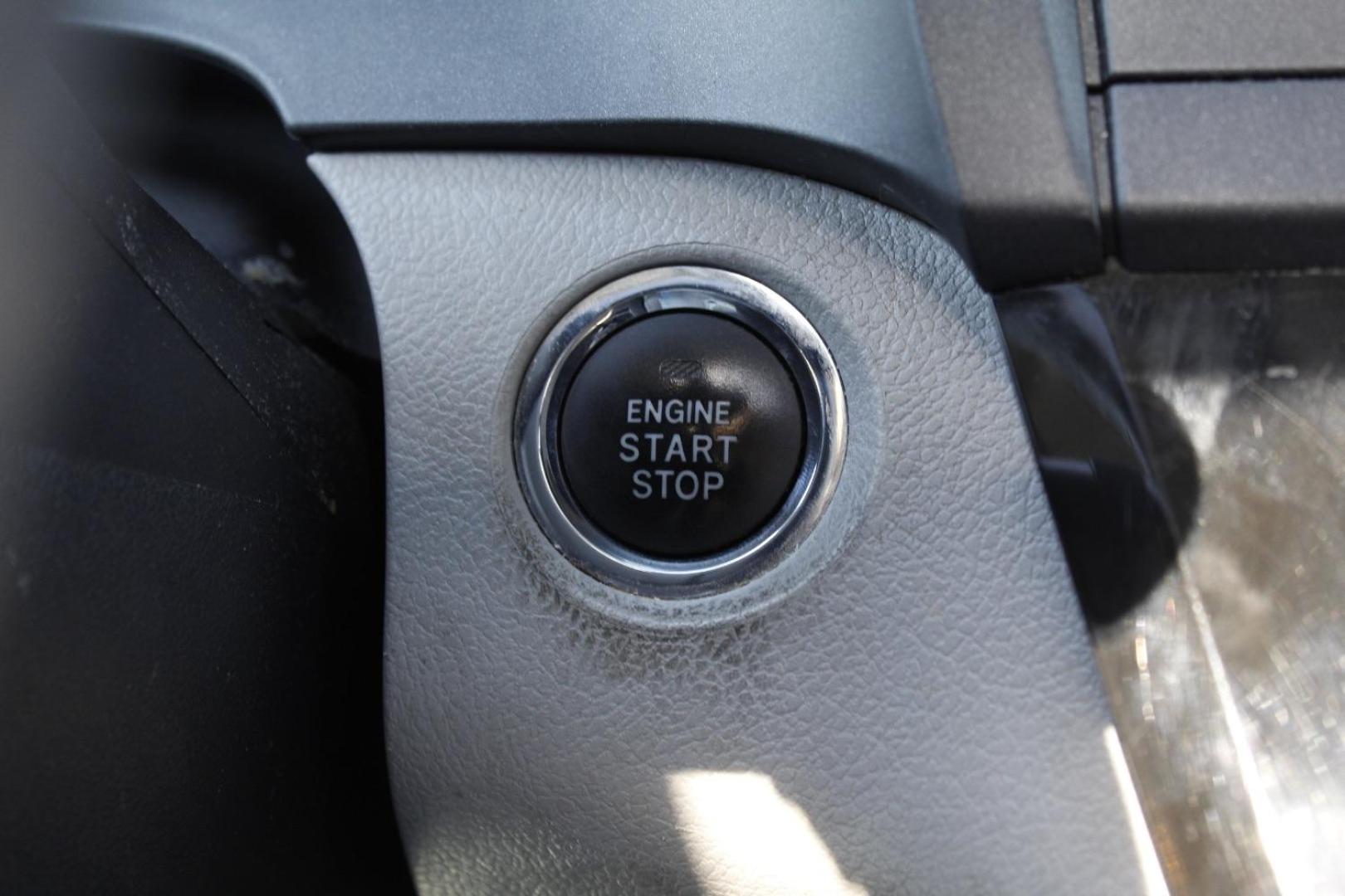 2017 Gray Toyota Sienna Limited Premium 7-Passenger (5TDYZ3DC3HS) with an 3.5L V6 EFI DOHC 24V engine, 8-Speed Automatic transmission, located at 2401 E Main St., Grand Prairie, TX, 75050, (972) 262-4440, 32.748981, -96.969643 - Photo#10