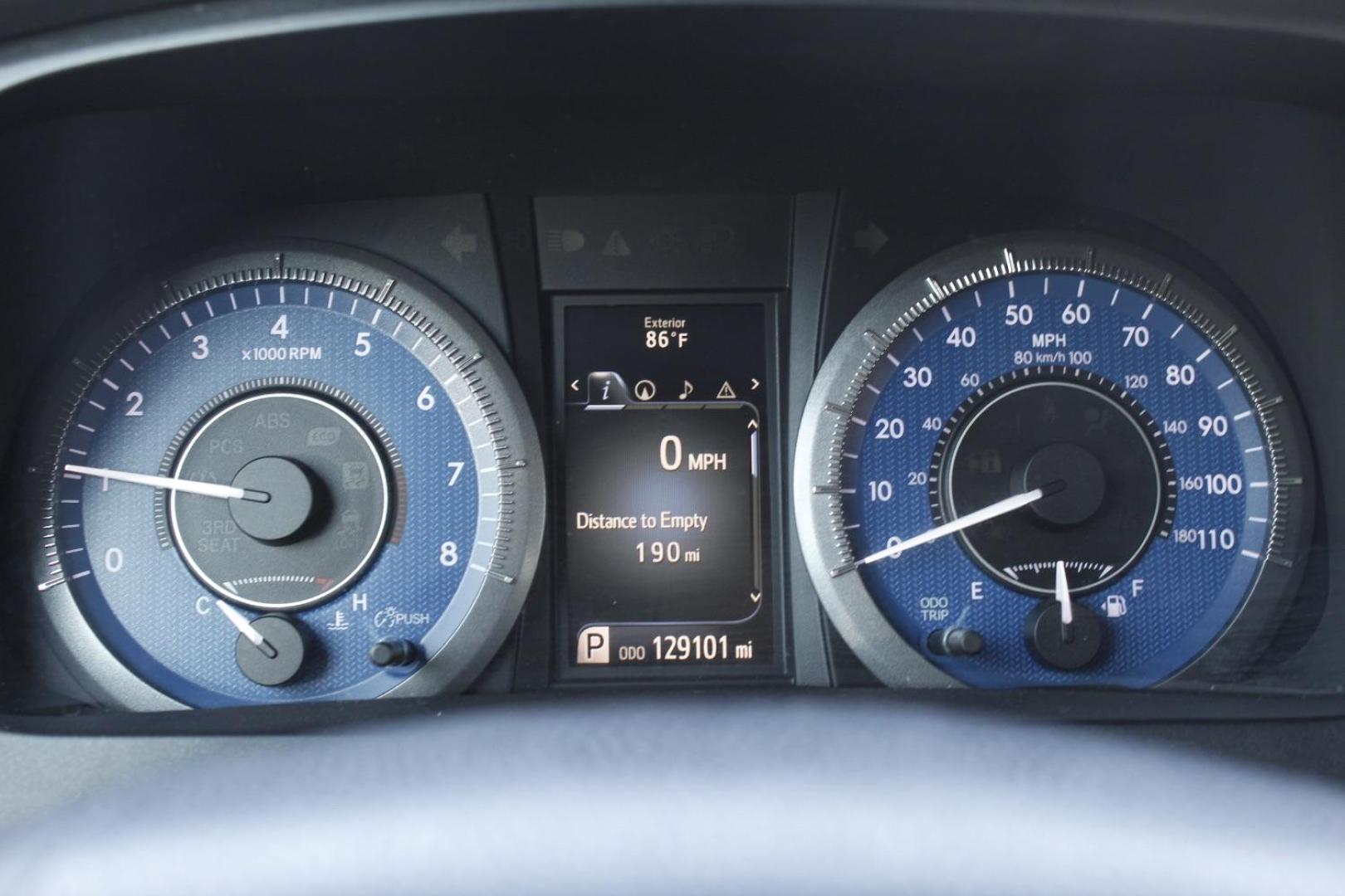 2017 Gray Toyota Sienna Limited Premium 7-Passenger (5TDYZ3DC3HS) with an 3.5L V6 EFI DOHC 24V engine, 8-Speed Automatic transmission, located at 2401 E Main St., Grand Prairie, TX, 75050, (972) 262-4440, 32.748981, -96.969643 - Photo#15