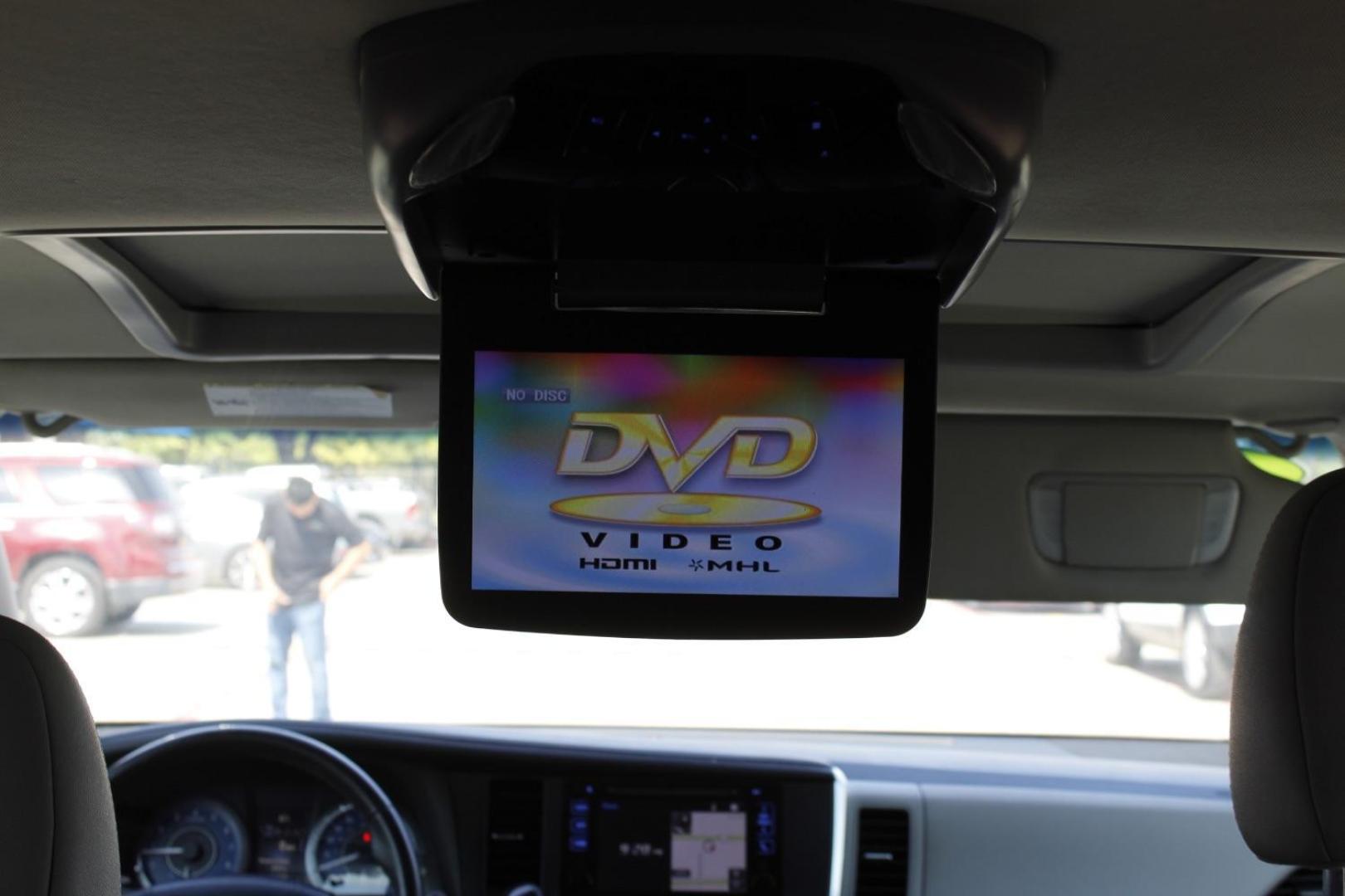 2017 Gray Toyota Sienna (5TDYZ3DC3HS) with an 3.5L V6 EFI DOHC 24V engine, located at 2401 E Main St., Grand Prairie, TX, 75050, (972) 262-4440, 32.748981, -96.969643 - Photo#13