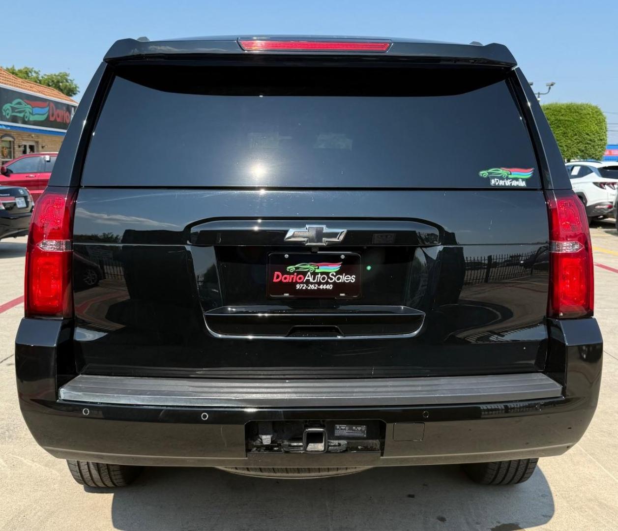 2016 Black Chevrolet Tahoe LT (1GNSKBKCXGR) with an EcoTec3 5.3L V-8 gasoline direct injection engine, located at 2401 E Main St., Grand Prairie, TX, 75050, (972) 262-4440, 32.748981, -96.969643 - Photo#3