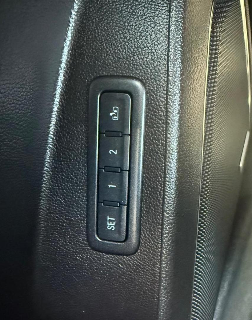 2016 Black Chevrolet Tahoe LT (1GNSKBKCXGR) with an EcoTec3 5.3L V-8 gasoline direct injection engine, located at 2401 E Main St., Grand Prairie, TX, 75050, (972) 262-4440, 32.748981, -96.969643 - Photo#9