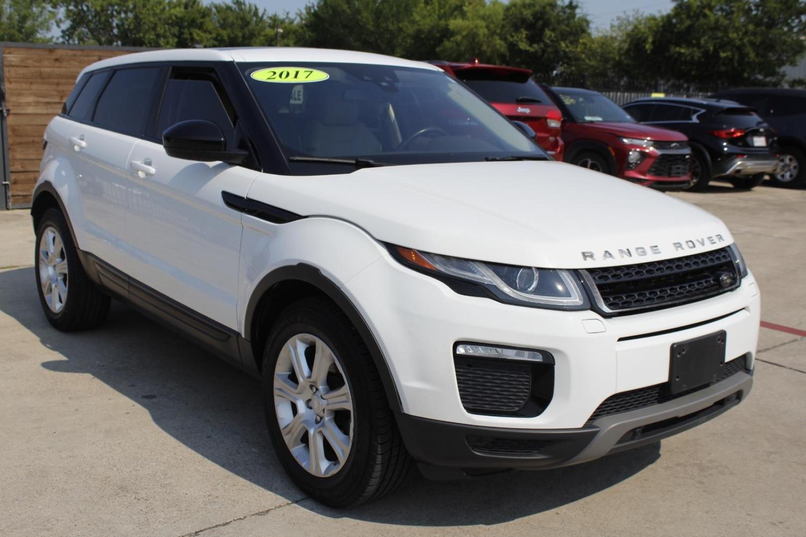 2017 White Land Rover Range Rover Evoque SE | SE Premium (SALVP2BG8HH) with an 2L I-4 gasoline direct injection engine, located at 2401 E Main St., Grand Prairie, TX, 75050, (972) 262-4440, 32.748981, -96.969643 - Photo#1