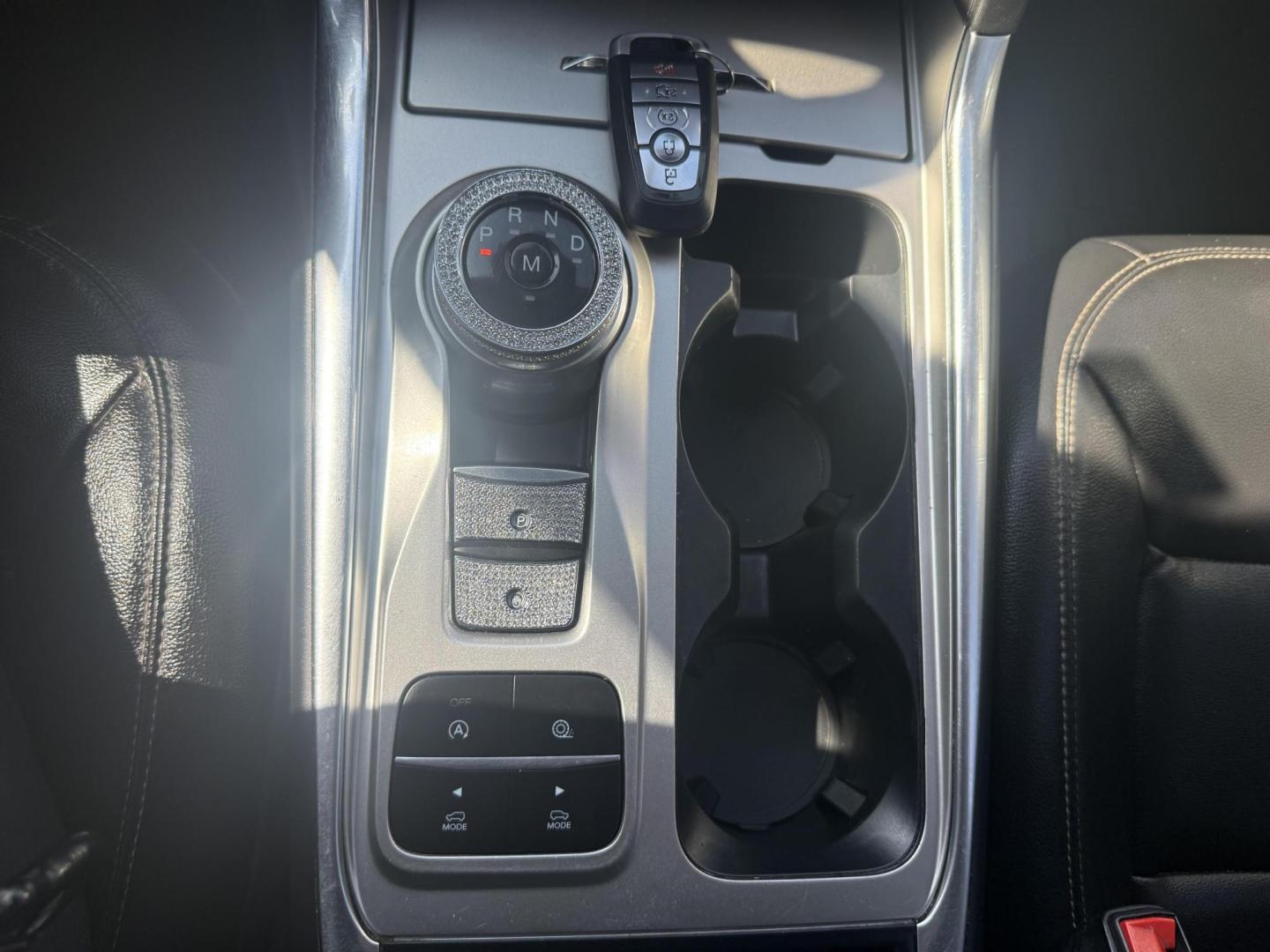 2020 White Ford Explorer (1FMSK7DH4LG) with an EcoBoost 2.3L I-4 gasoline direct injection engine, located at 2401 E Main St., Grand Prairie, TX, 75050, (972) 262-4440, 32.748981, -96.969643 - Photo#26