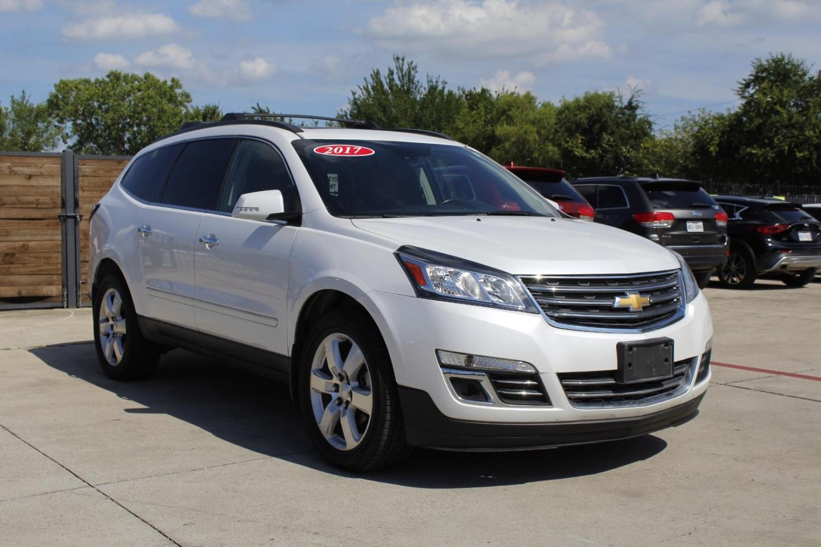 2017 White Chevrolet Traverse Premier (1GNKVJKD3HJ) with an 3.6L V-6 gasoline direct injection engine, located at 2401 E Main St., Grand Prairie, TX, 75050, (972) 262-4440, 32.748981, -96.969643 - Photo#1