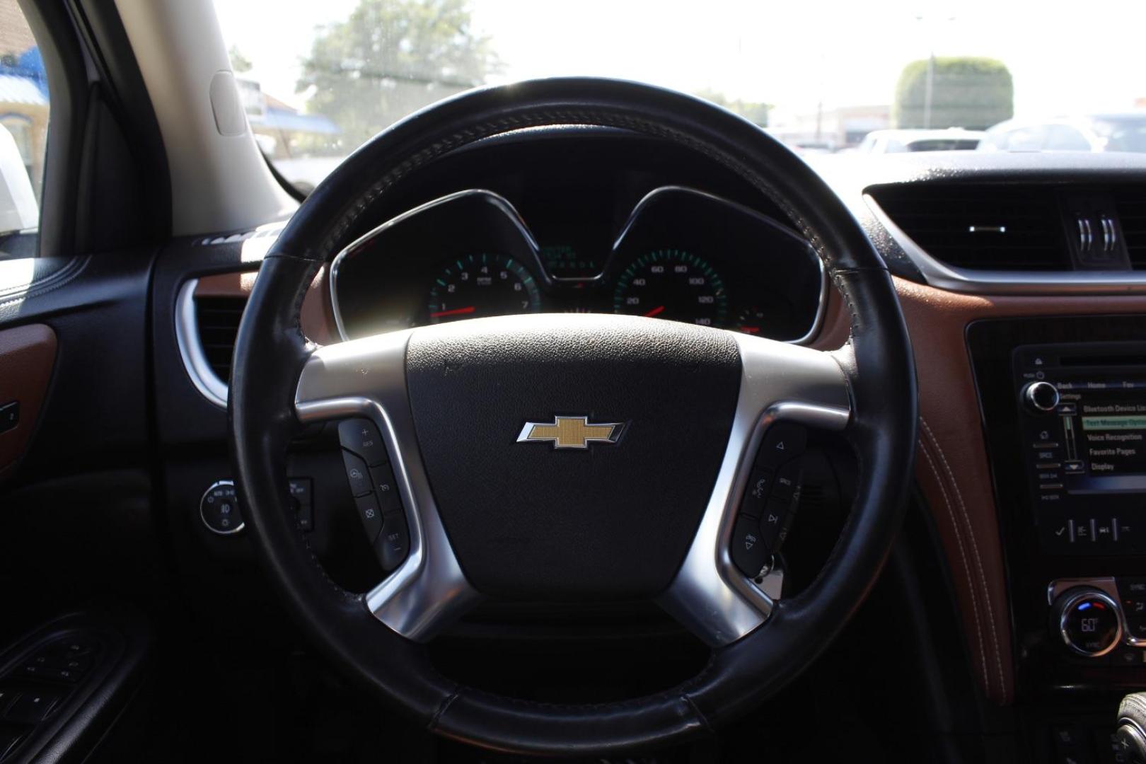 2017 White Chevrolet Traverse Premier (1GNKVJKD3HJ) with an 3.6L V-6 gasoline direct injection engine, located at 2401 E Main St., Grand Prairie, TX, 75050, (972) 262-4440, 32.748981, -96.969643 - Photo#15