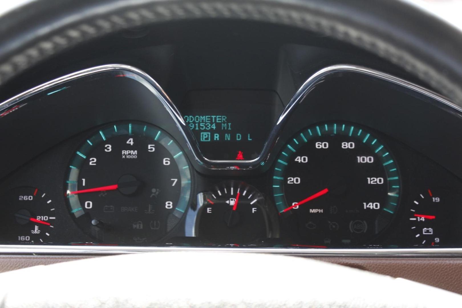2017 White Chevrolet Traverse Premier (1GNKVJKD3HJ) with an 3.6L V-6 gasoline direct injection engine, located at 2401 E Main St., Grand Prairie, TX, 75050, (972) 262-4440, 32.748981, -96.969643 - Photo#16