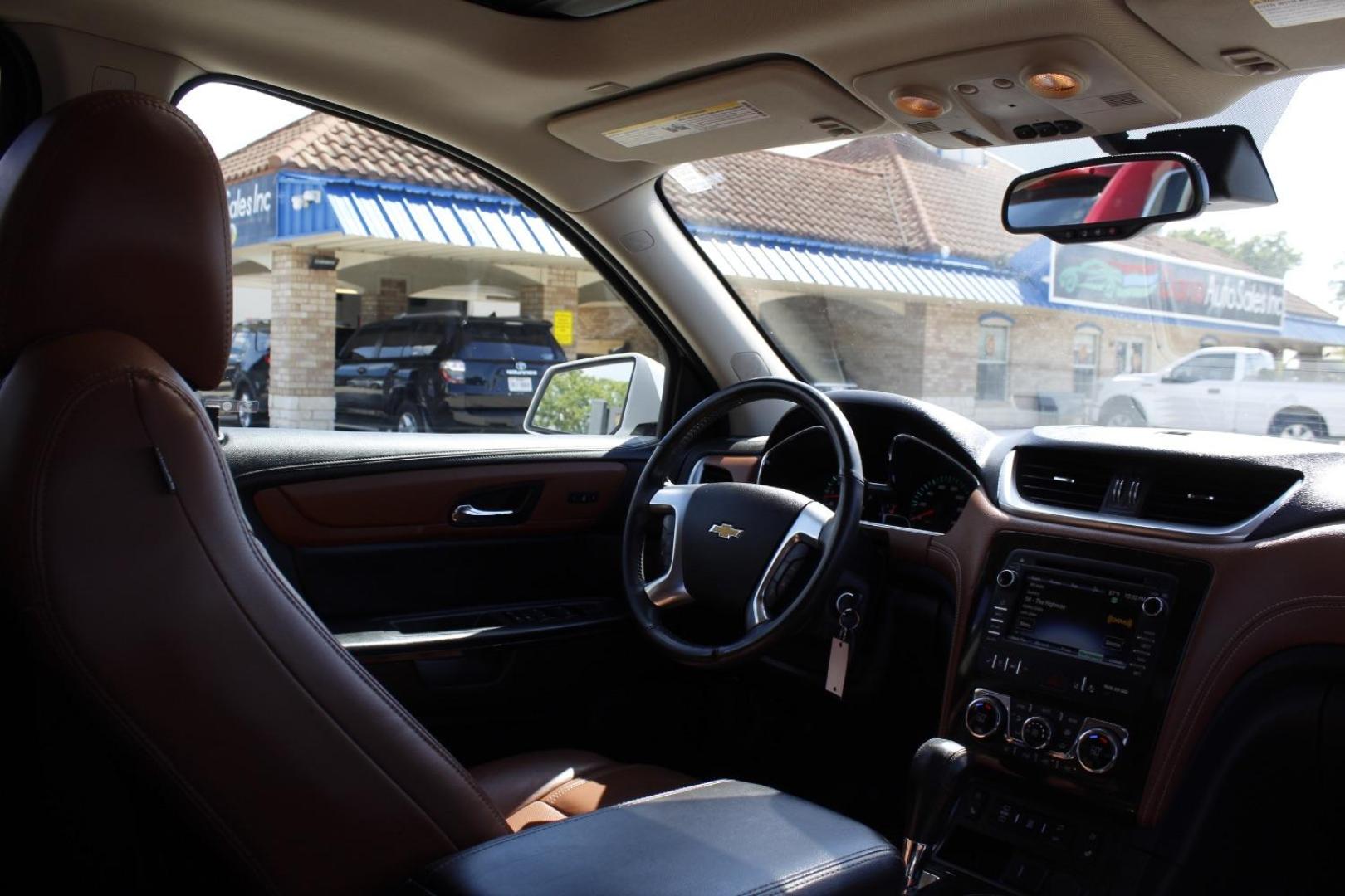 2017 White Chevrolet Traverse Premier (1GNKVJKD3HJ) with an 3.6L V-6 gasoline direct injection engine, located at 2401 E Main St., Grand Prairie, TX, 75050, (972) 262-4440, 32.748981, -96.969643 - Photo#20