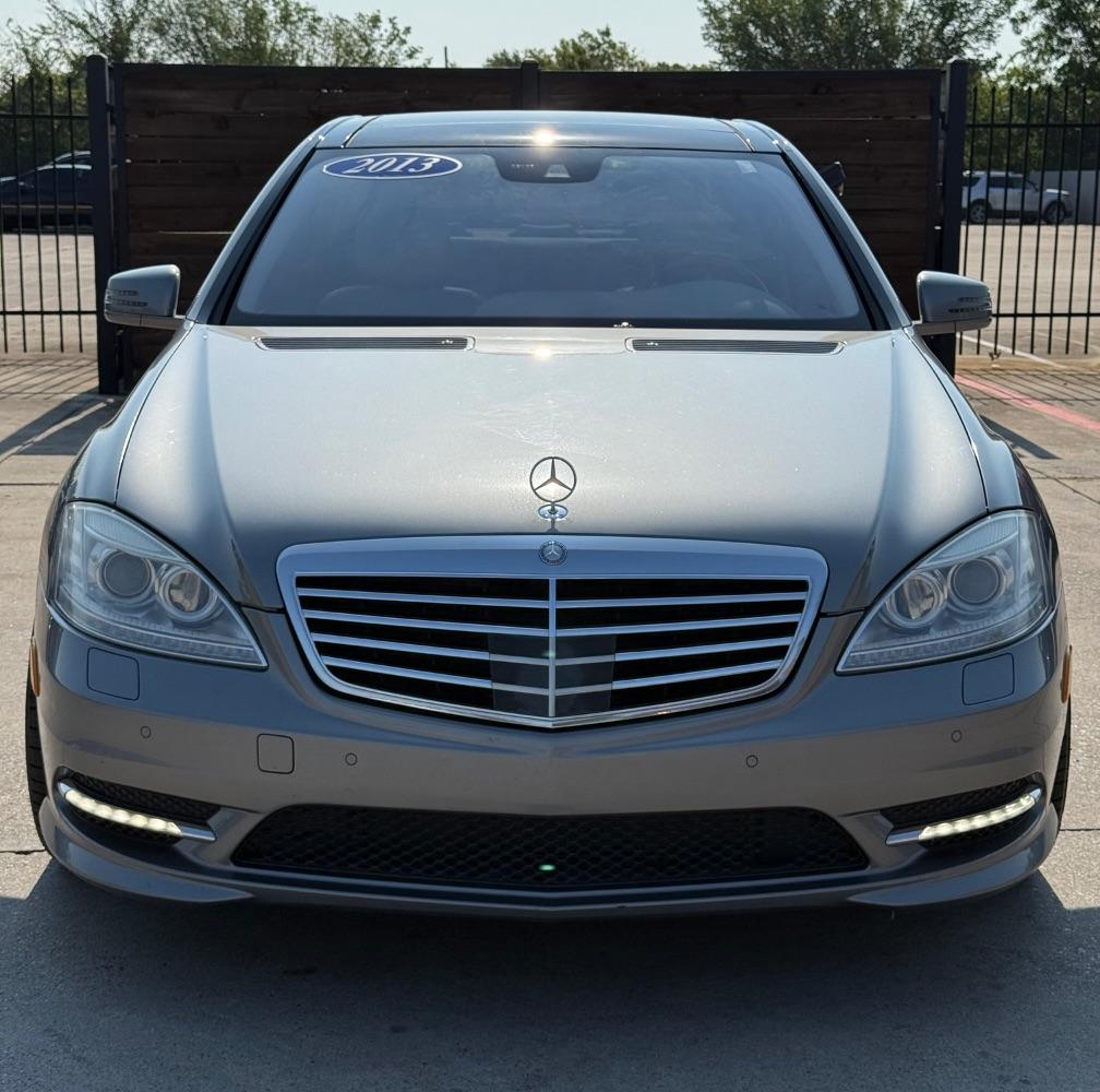 photo of 2013 Mercedes-Benz S 550 S-CLASS