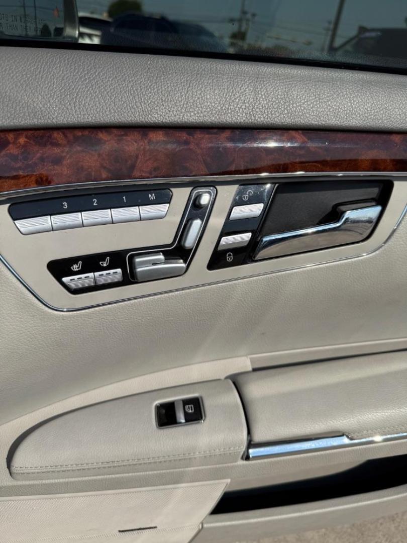 2013 Silver Mercedes-Benz S 550 S-CLASS (WDDNG7DB9DA) , located at 2401 E Main St., Grand Prairie, TX, 75050, (972) 262-4440, 32.748981, -96.969643 - Photo#30