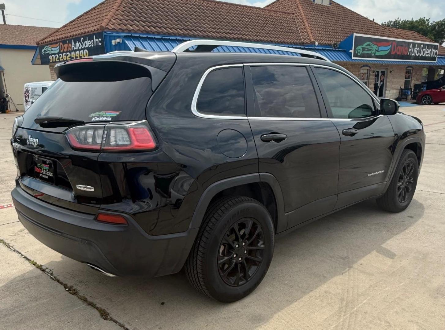 2019 Black Jeep Cherokee Latitude Plus 4x4 (1C4PJMLN7KD) , located at 2401 E Main St., Grand Prairie, TX, 75050, (972) 262-4440, 32.748981, -96.969643 - Photo#8