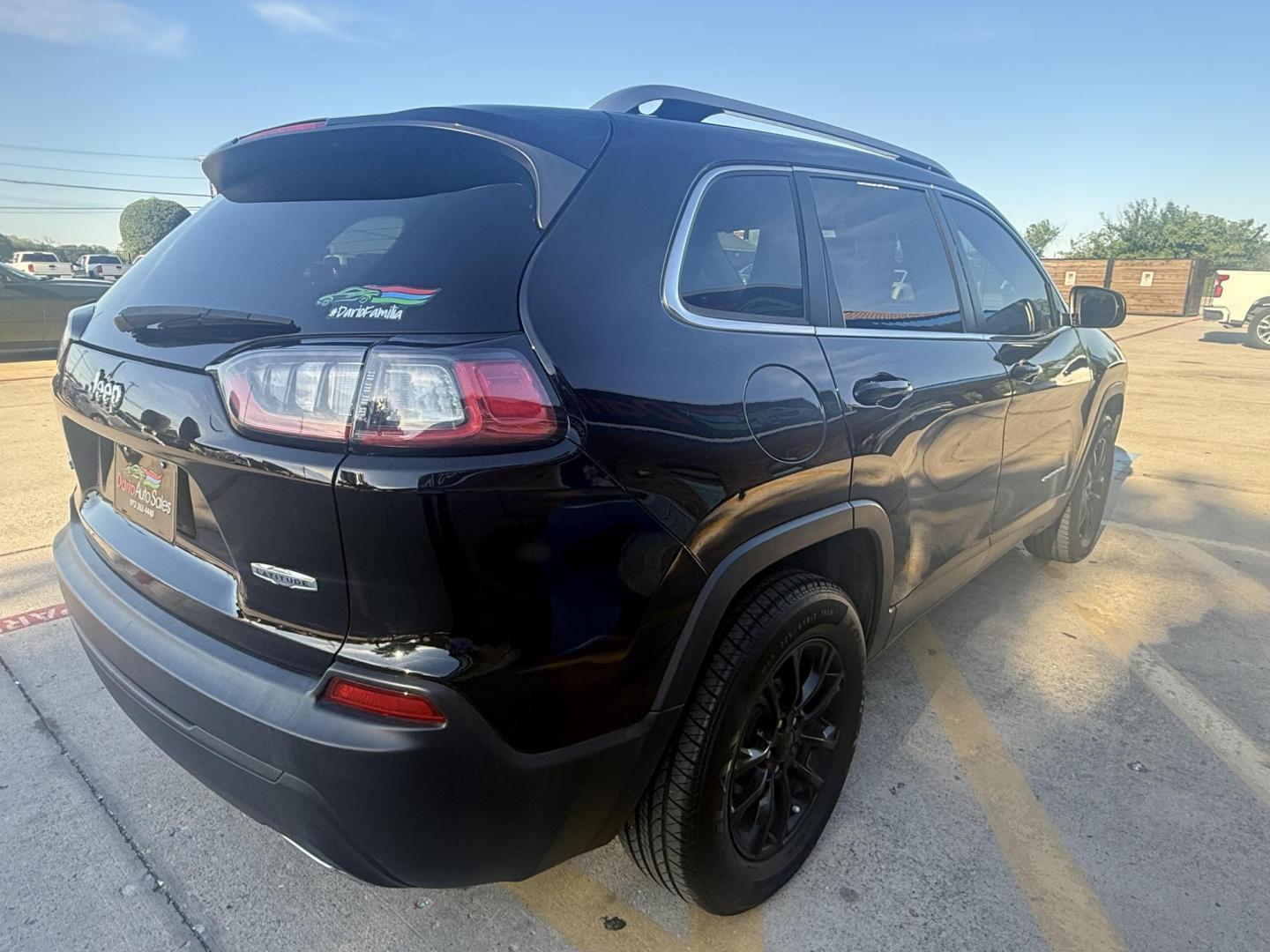 2019 Jeep Cherokee (1C4PJMLN7KD) , located at 2401 E Main St., Grand Prairie, TX, 75050, (972) 262-4440, 32.748981, -96.969643 - Photo#17