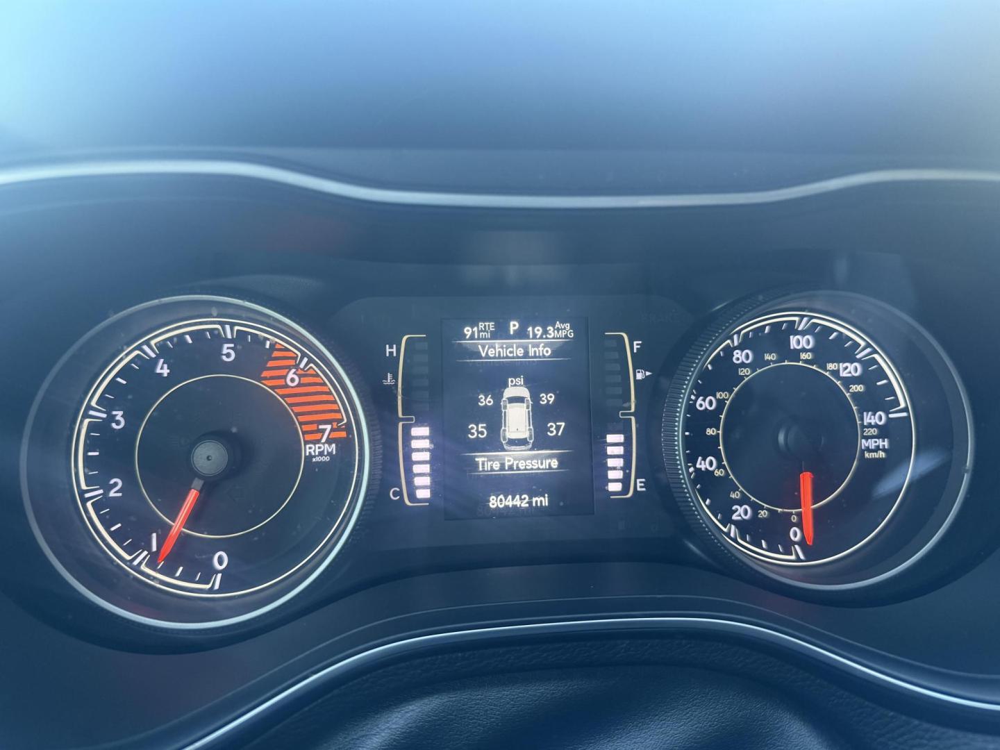 2019 Jeep Cherokee (1C4PJMLN7KD) , located at 2401 E Main St., Grand Prairie, TX, 75050, (972) 262-4440, 32.748981, -96.969643 - Photo#5