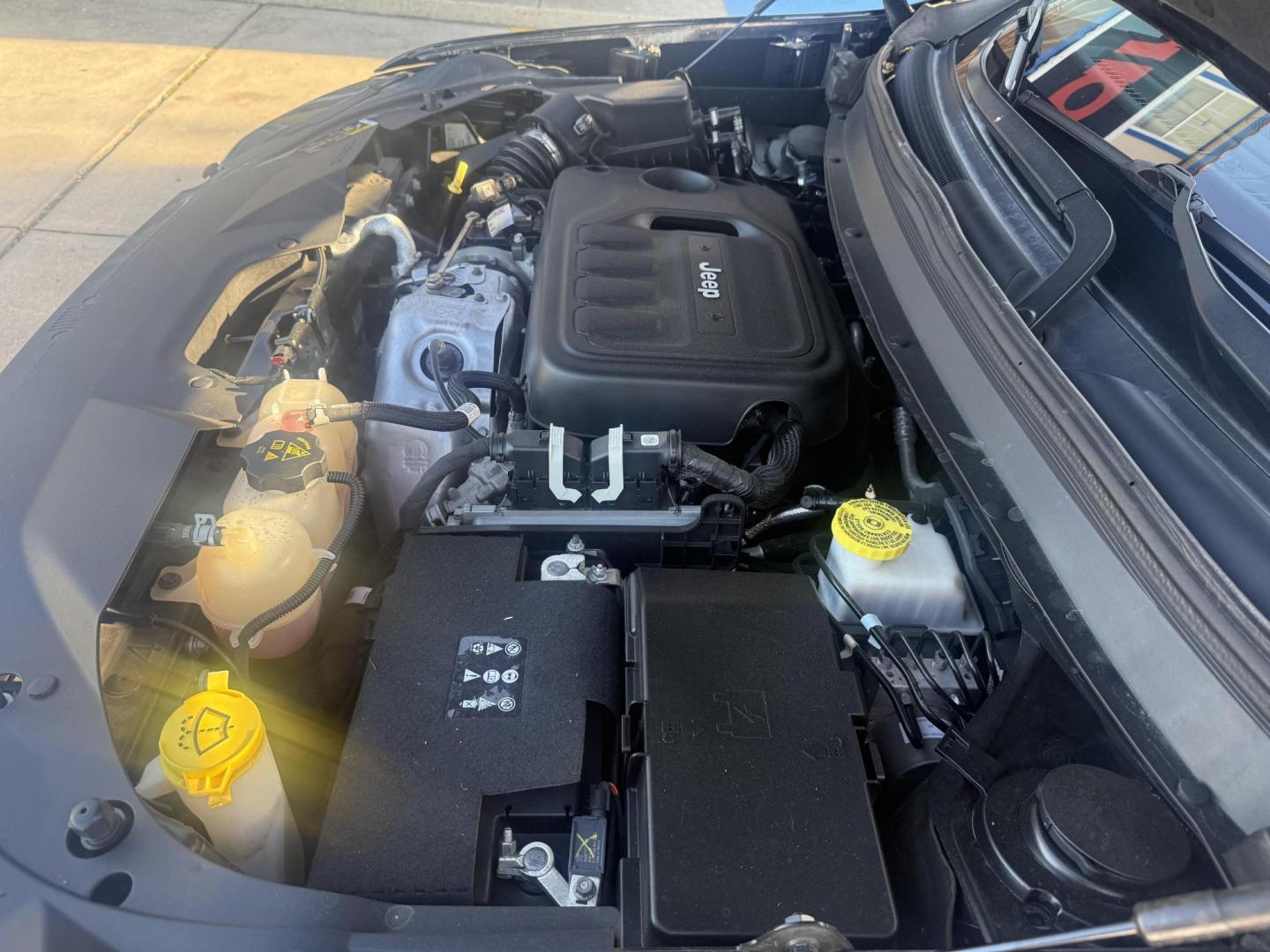 2019 Jeep Cherokee (1C4PJMLN7KD) , located at 2401 E Main St., Grand Prairie, TX, 75050, (972) 262-4440, 32.748981, -96.969643 - Photo#25