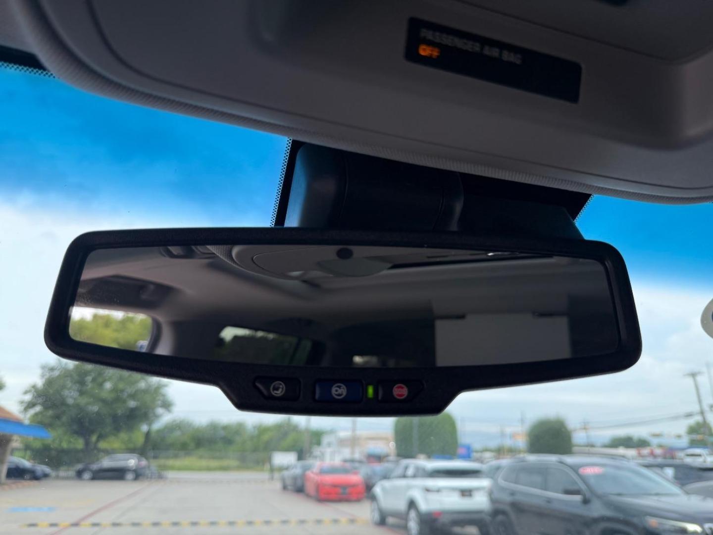 2018 Silver Chevrolet Suburban LT (1GNSCHKC3JR) with an EcoTec3 5.3L V-8 gasoline direct injection engine, located at 2401 E Main St., Grand Prairie, TX, 75050, (972) 262-4440, 32.748981, -96.969643 - Photo#23