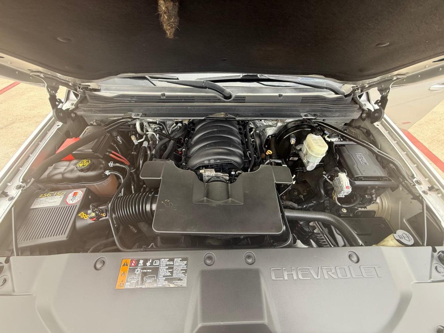 2018 Silver Chevrolet Suburban LT (1GNSCHKC3JR) with an EcoTec3 5.3L V-8 gasoline direct injection engine, located at 2401 E Main St., Grand Prairie, TX, 75050, (972) 262-4440, 32.748981, -96.969643 - Photo#30