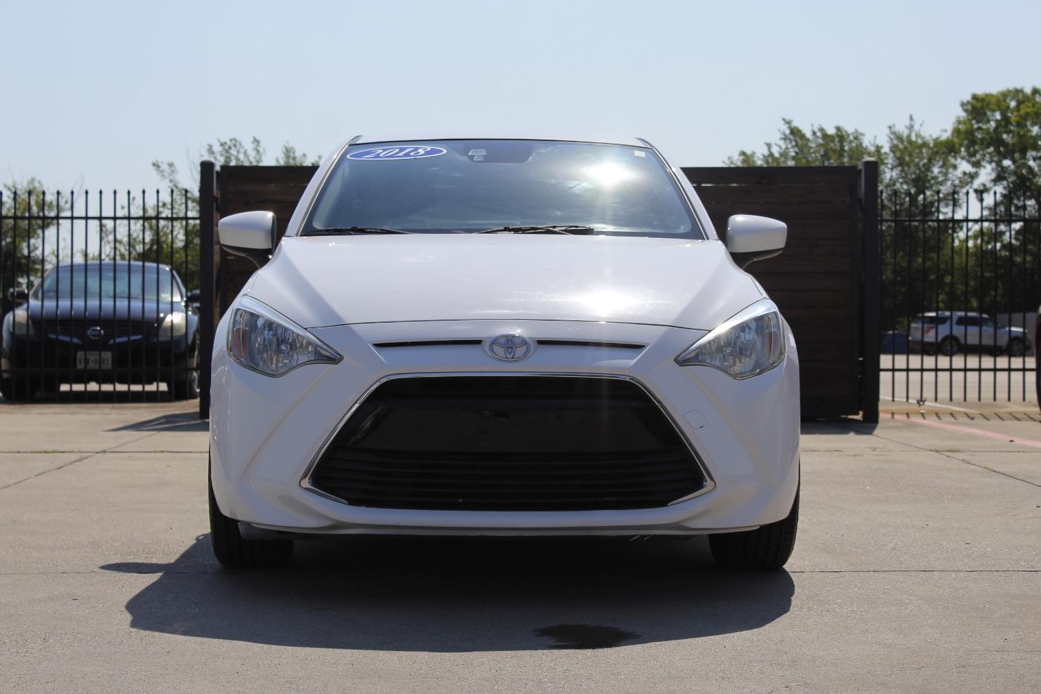 photo of 2018 Toyota Yaris iA gs