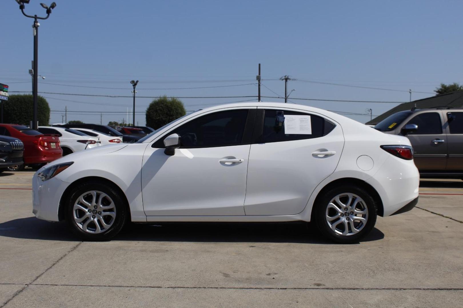 2018 White Toyota Yaris iA gs (3MYDLBYV1JY) , located at 2401 E Main St., Grand Prairie, TX, 75050, (972) 262-4440, 32.748981, -96.969643 - Photo#5