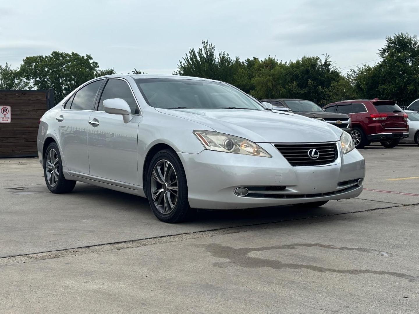 2007 Gray Lexus ES 350 ES (JTHBJ46G972) , located at 2401 E Main St., Grand Prairie, TX, 75050, (972) 262-4440, 32.748981, -96.969643 - Photo#1