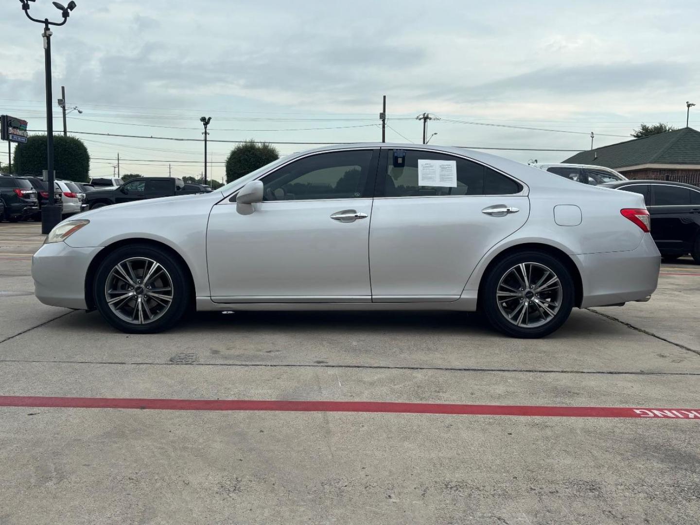 2007 Gray Lexus ES 350 ES (JTHBJ46G972) , located at 2401 E Main St., Grand Prairie, TX, 75050, (972) 262-4440, 32.748981, -96.969643 - Photo#5