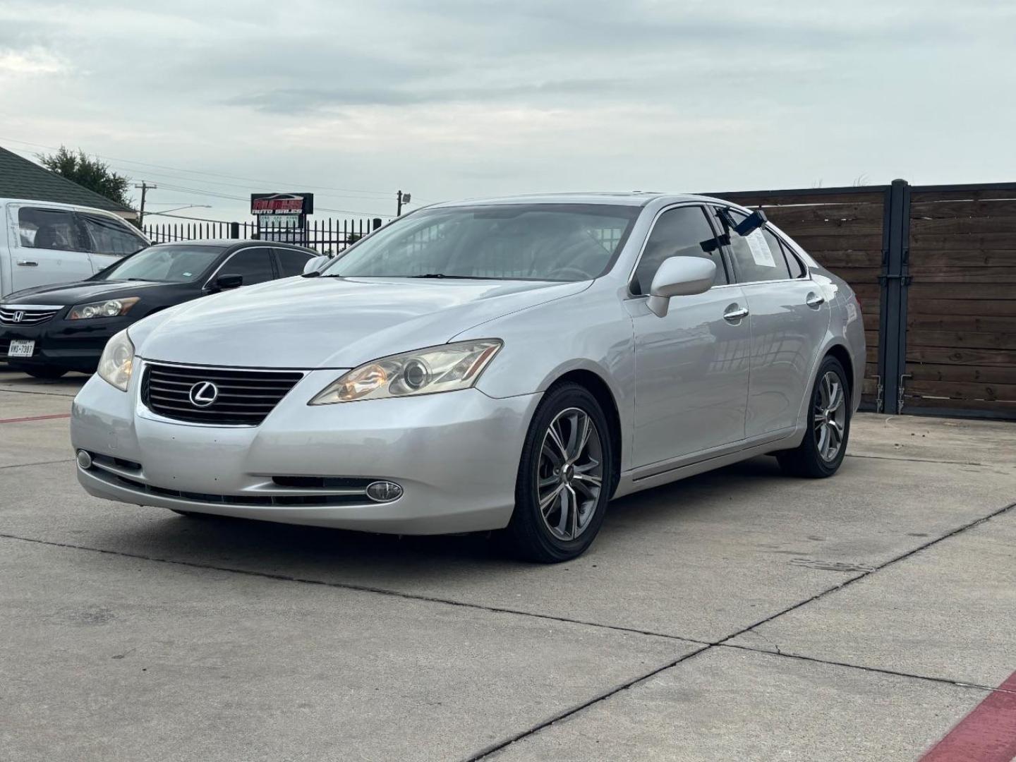 2007 Gray Lexus Es 350 (JTHBJ46G972) , located at 2401 E Main St., Grand Prairie, TX, 75050, (972) 262-4440, 32.748981, -96.969643 - Photo#13