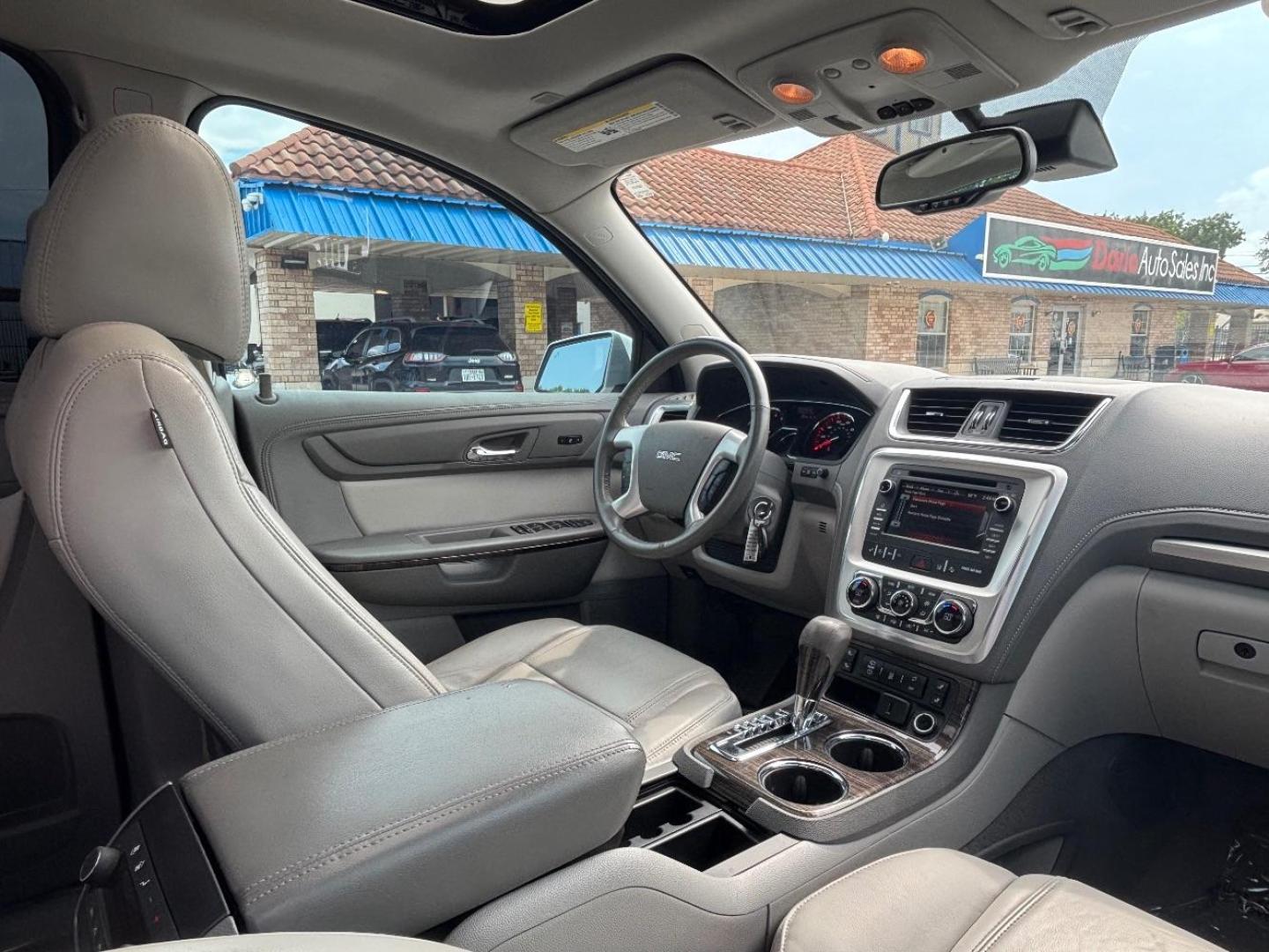 2017 Silver GMC Acadia Limited l (1GKKRSKD1HJ) , located at 2401 E Main St., Grand Prairie, TX, 75050, (972) 262-4440, 32.748981, -96.969643 - Photo#24