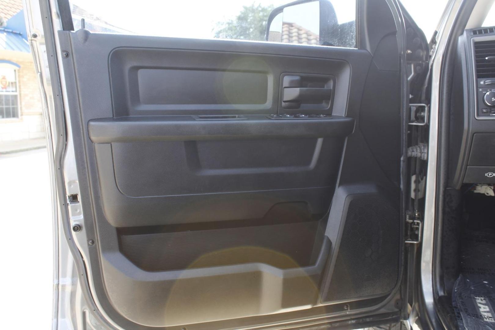 2013 Gray Ram 1500 Express (1C6RR6FT6DS) with an HEMI 5.7L V-8 variable valve control engine, located at 2401 E Main St., Grand Prairie, TX, 75050, (972) 262-4440, 32.748981, -96.969643 - Photo#16