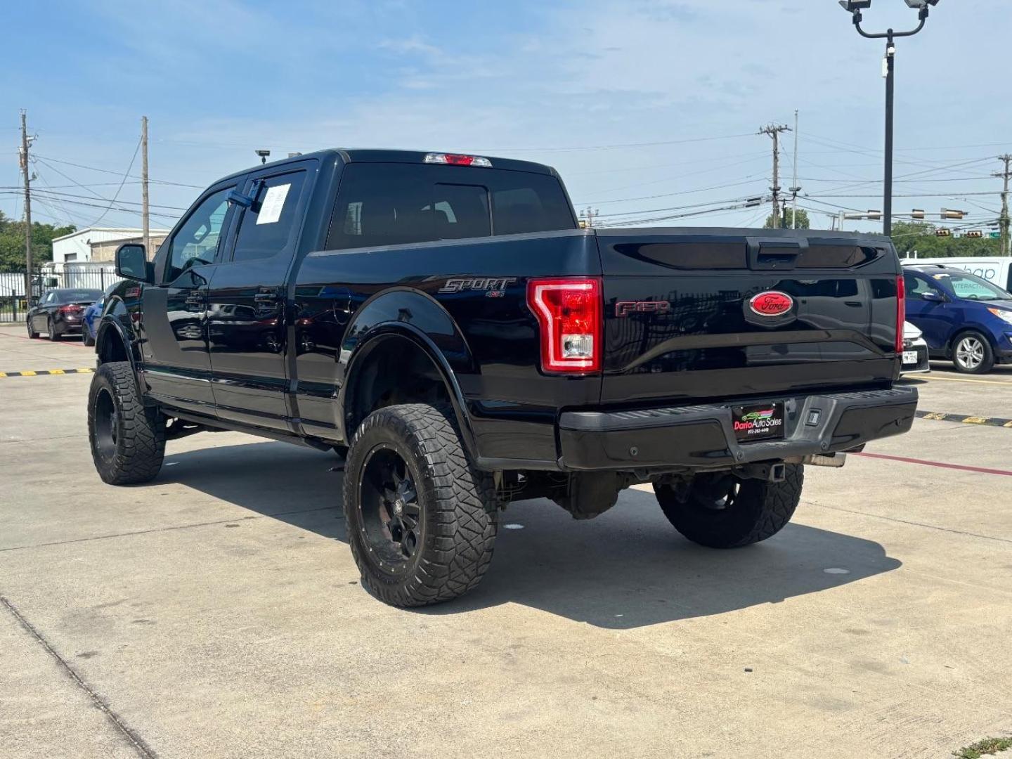 2016 Black Ford F-150 XL SuperCrew 6.5-ft. Bed 4WD (1FTFW1EG3GF) with an 3.5 V6 engine, 6-Speed Automatic transmission, located at 2401 E Main St., Grand Prairie, TX, 75050, (972) 262-4440, 32.748981, -96.969643 - Photo#5