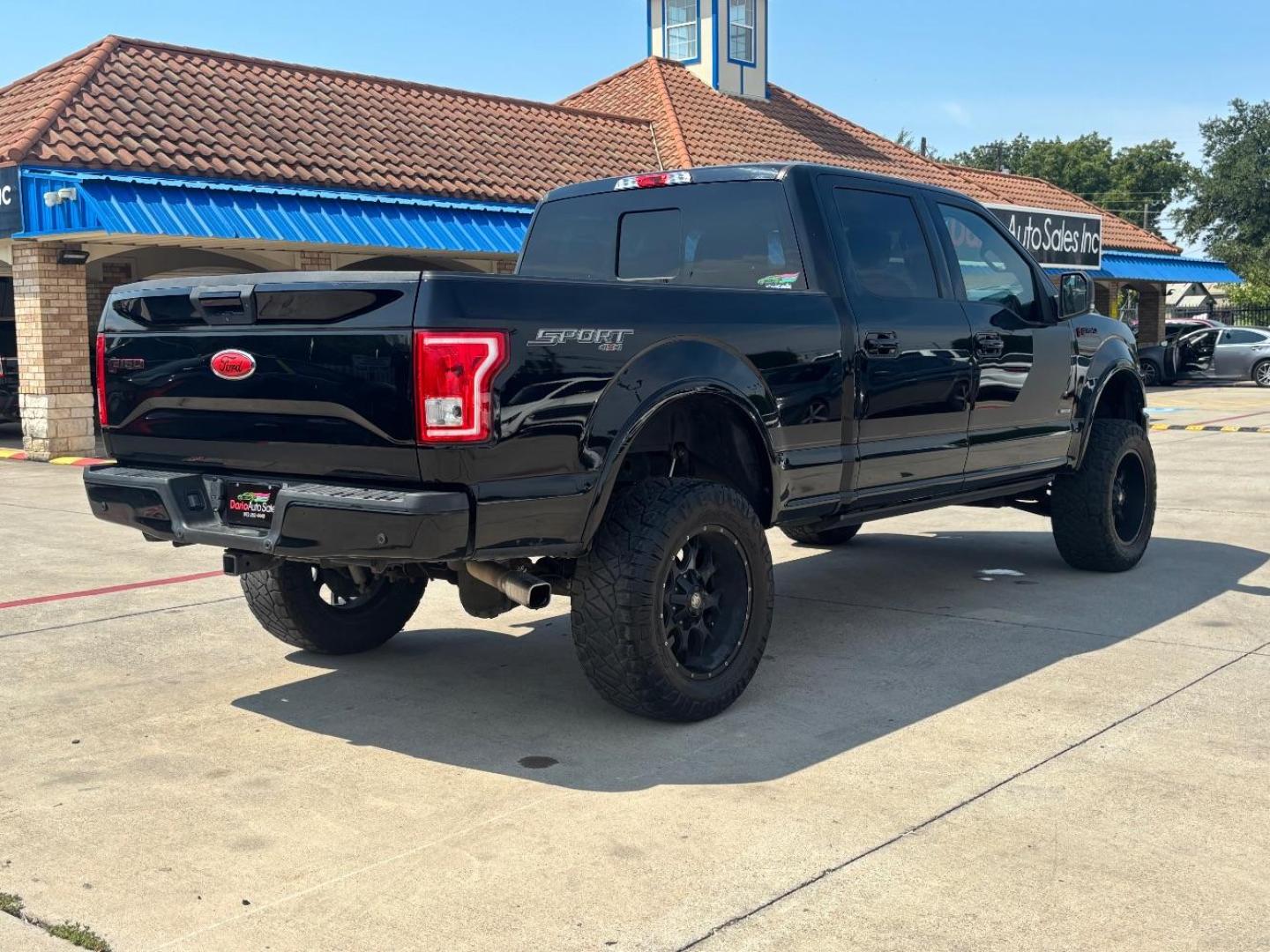 2016 Black Ford F-150 XL SuperCrew 6.5-ft. Bed 4WD (1FTFW1EG3GF) with an 3.5 V6 engine, 6-Speed Automatic transmission, located at 2401 E Main St., Grand Prairie, TX, 75050, (972) 262-4440, 32.748981, -96.969643 - Photo#7