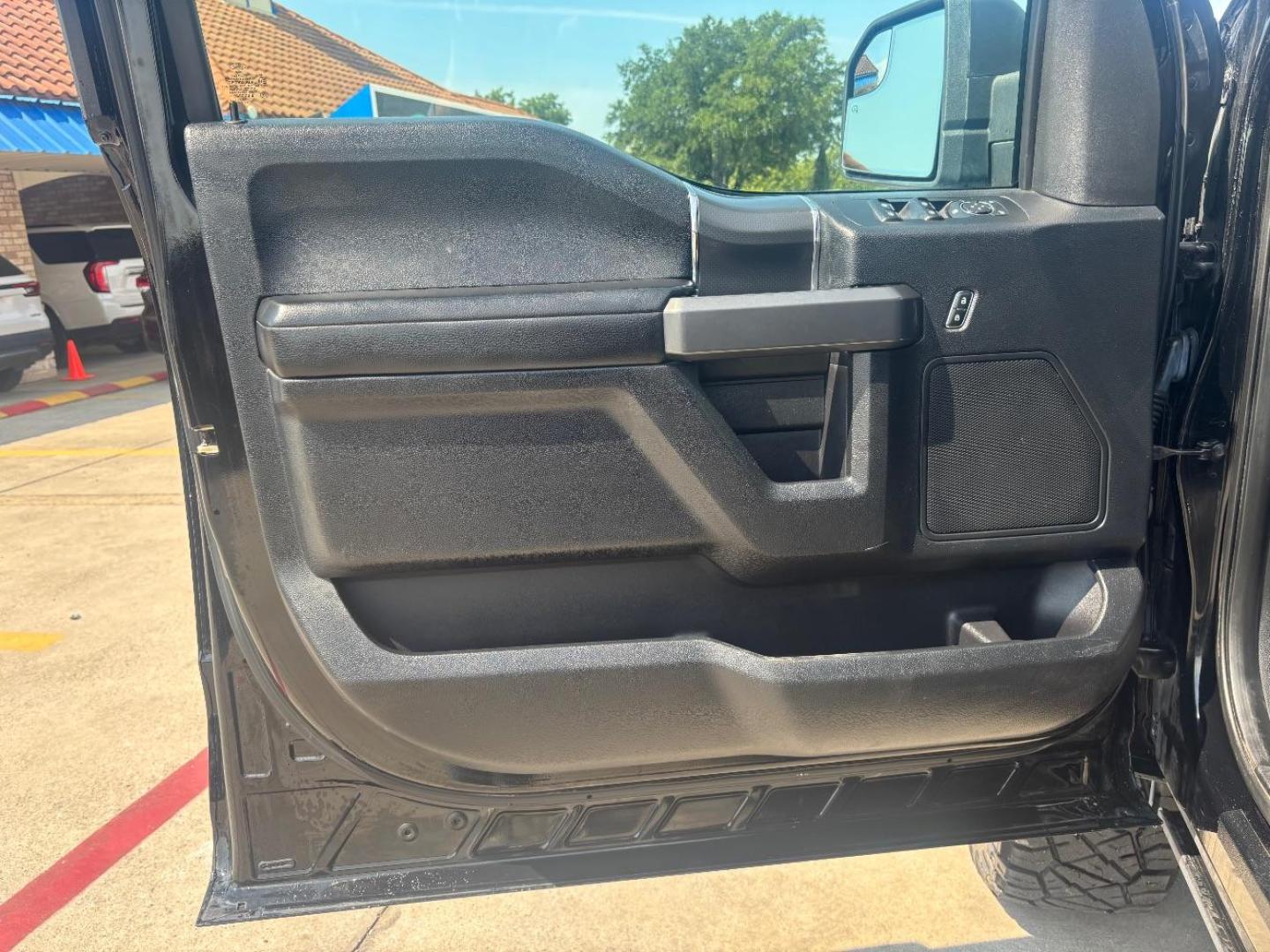2016 Black Ford F-150 XL SuperCrew 6.5-ft. Bed 4WD (1FTFW1EG3GF) with an 3.5 V6 engine, 6-Speed Automatic transmission, located at 2401 E Main St., Grand Prairie, TX, 75050, (972) 262-4440, 32.748981, -96.969643 - Photo#14