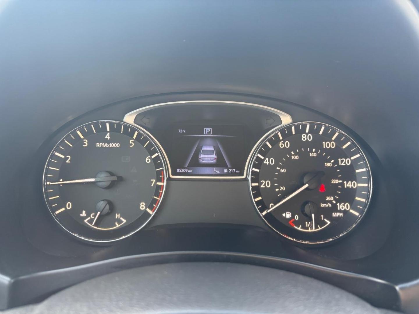 2016 White Nissan Altima 2.5 SL (1N4AL3AP3GC) with an 2.5L I-4 DOHC engine, located at 2401 E Main St., Grand Prairie, TX, 75050, (972) 262-4440, 32.748981, -96.969643 - Photo#11