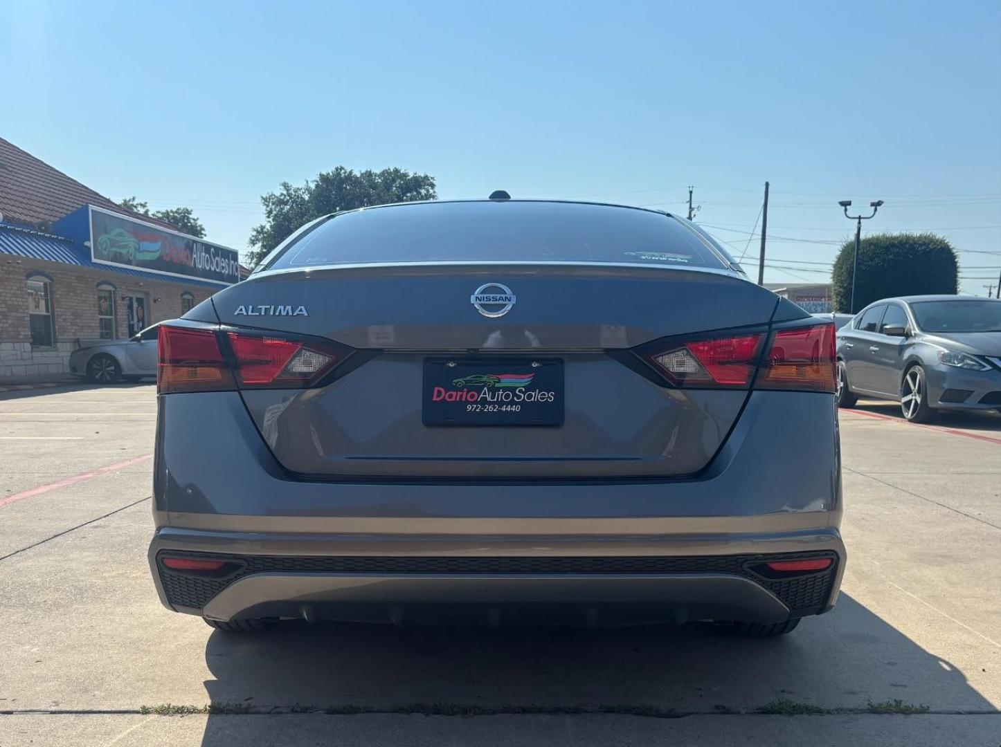 2019 Gray Nissan Altima 2.5 S (1N4BL4BV7KC) with an 2.5L I-4 gasoline direct injection engine, located at 2401 E Main St., Grand Prairie, TX, 75050, (972) 262-4440, 32.748981, -96.969643 - Photo#6