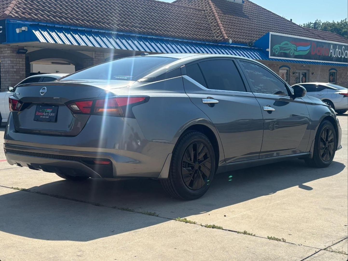 2019 Gray Nissan Altima 2.5 S (1N4BL4BV7KC) with an 2.5L I-4 gasoline direct injection engine, located at 2401 E Main St., Grand Prairie, TX, 75050, (972) 262-4440, 32.748981, -96.969643 - Photo#7