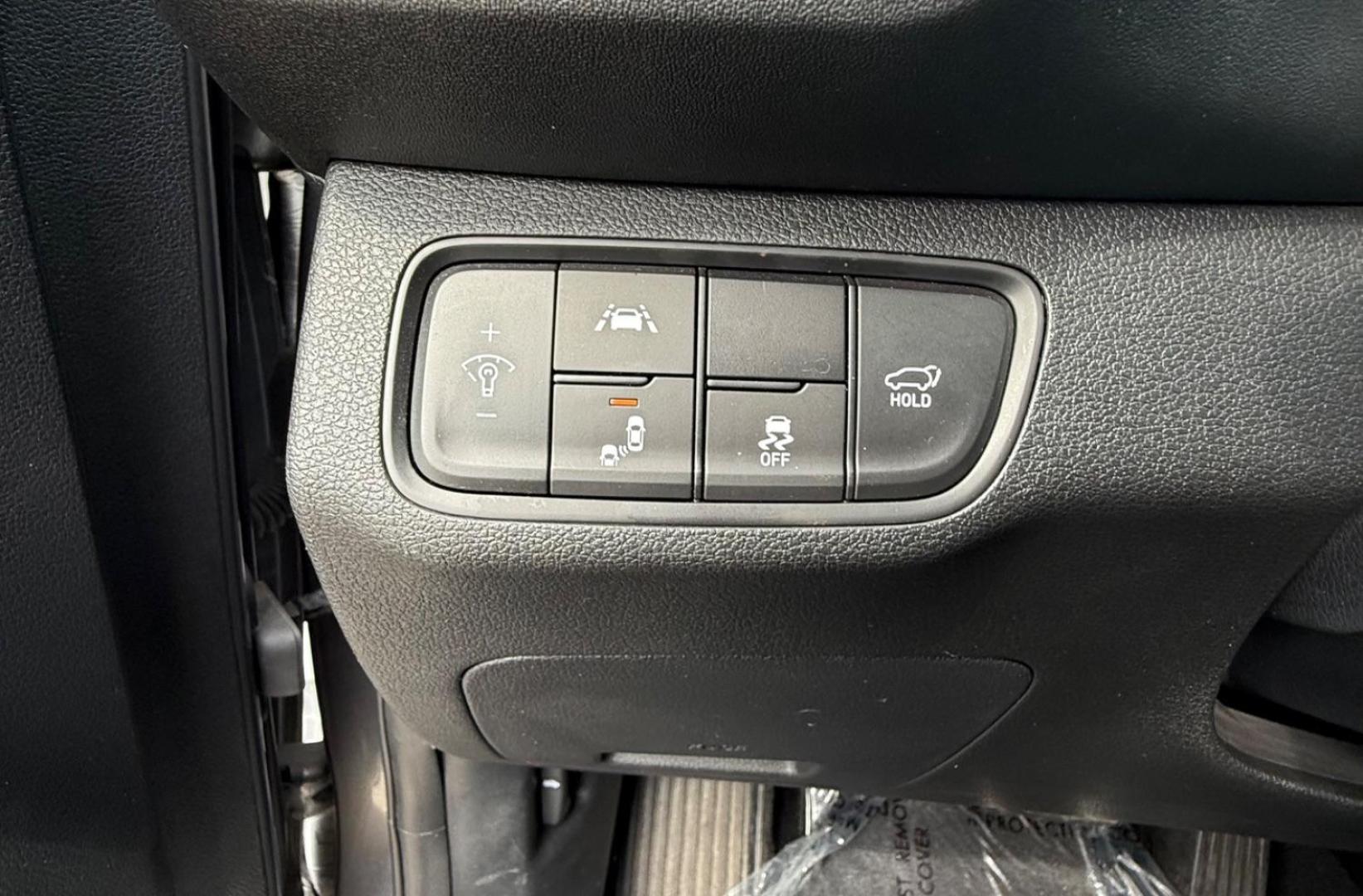 2020 Gray Hyundai Santa Fe Limited (5NMS53AD7LH) with an Theta II 2.4L I-4 gasoline direct injection engine, located at 2401 E Main St., Grand Prairie, TX, 75050, (972) 262-4440, 32.748981, -96.969643 - Photo#15