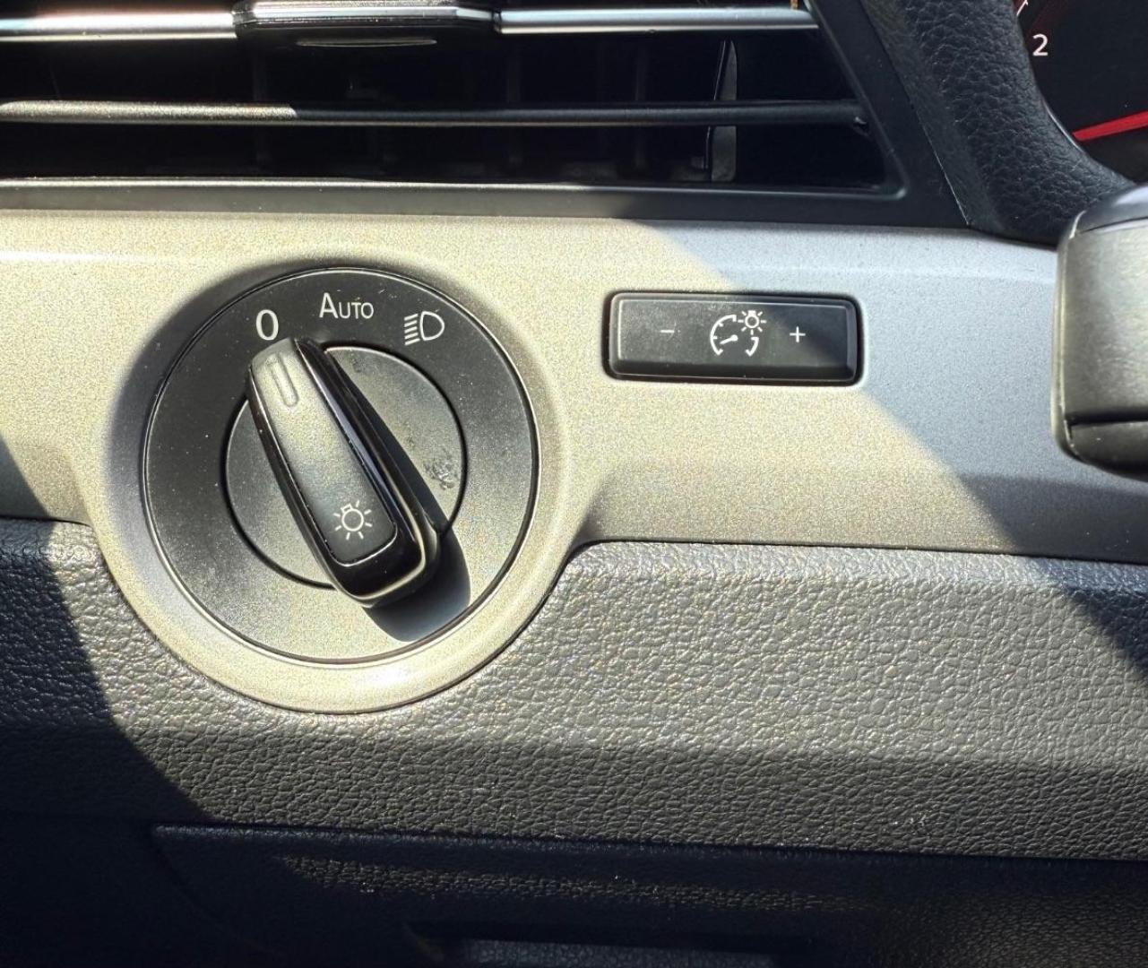 2021 Silver Volkswagen Passat 2.0T SE (1VWSA7A39MC) with an 2L I-4 gasoline direct injection engine, located at 2401 E Main St., Grand Prairie, TX, 75050, (972) 262-4440, 32.748981, -96.969643 - Photo#12