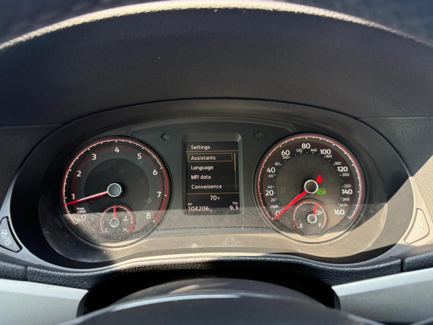 2021 Silver Volkswagen Passat 2.0T SE (1VWSA7A39MC) with an 2L I-4 gasoline direct injection engine, located at 2401 E Main St., Grand Prairie, TX, 75050, (972) 262-4440, 32.748981, -96.969643 - Photo#14