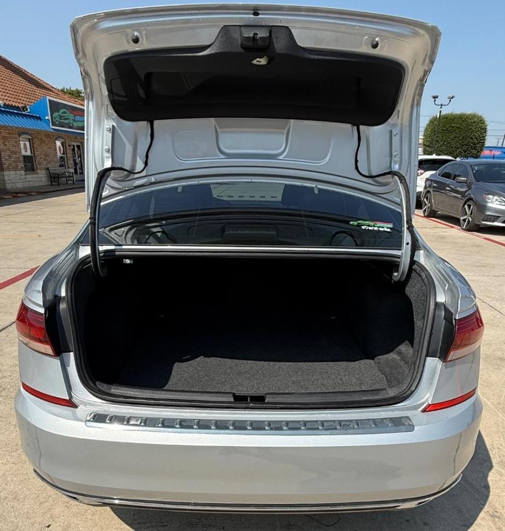 2021 Silver Volkswagen Passat 2.0T SE (1VWSA7A39MC) with an 2L I-4 gasoline direct injection engine, located at 2401 E Main St., Grand Prairie, TX, 75050, (972) 262-4440, 32.748981, -96.969643 - Photo#22